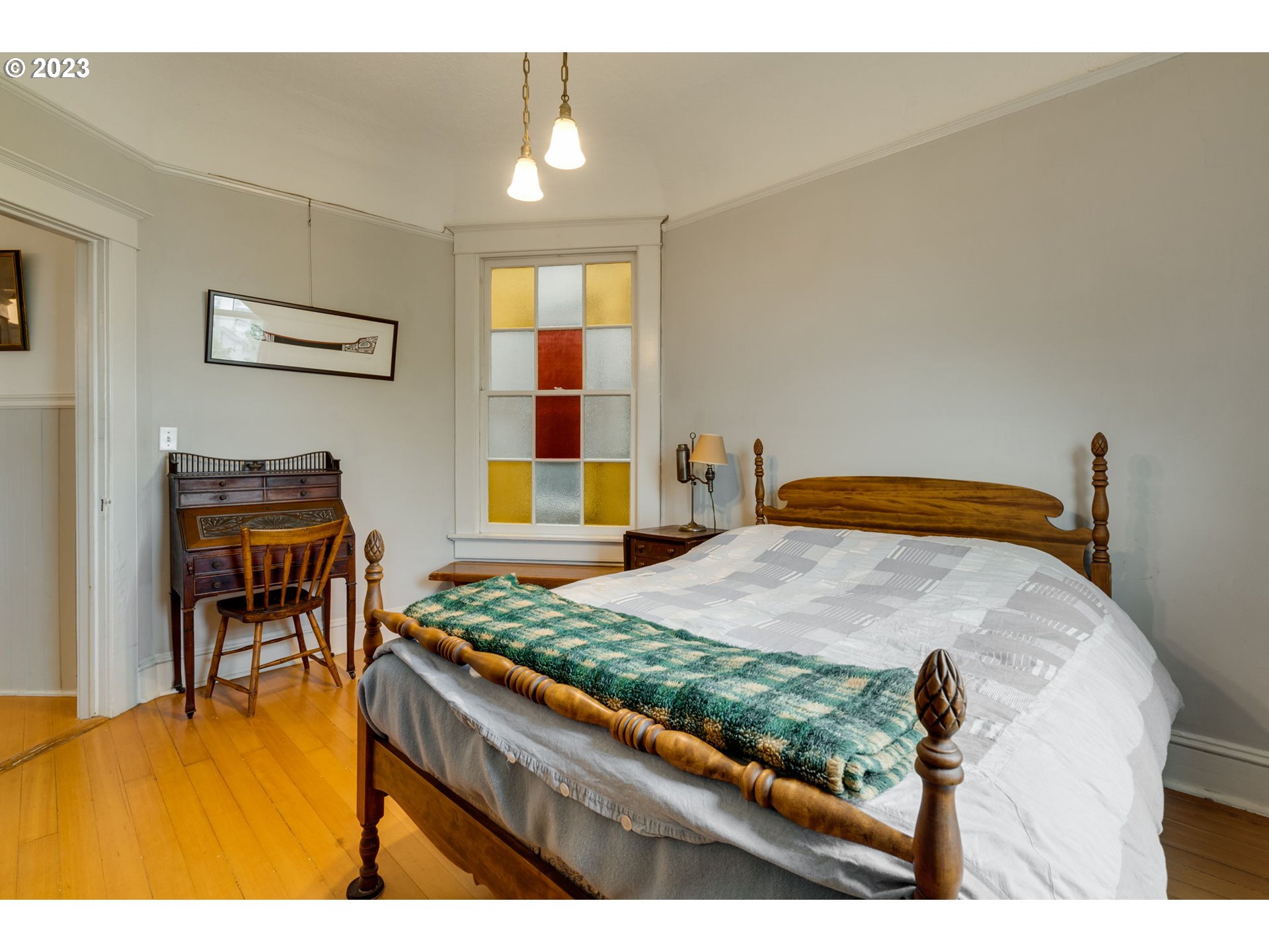 2129 NW NORTHRUP ST 12