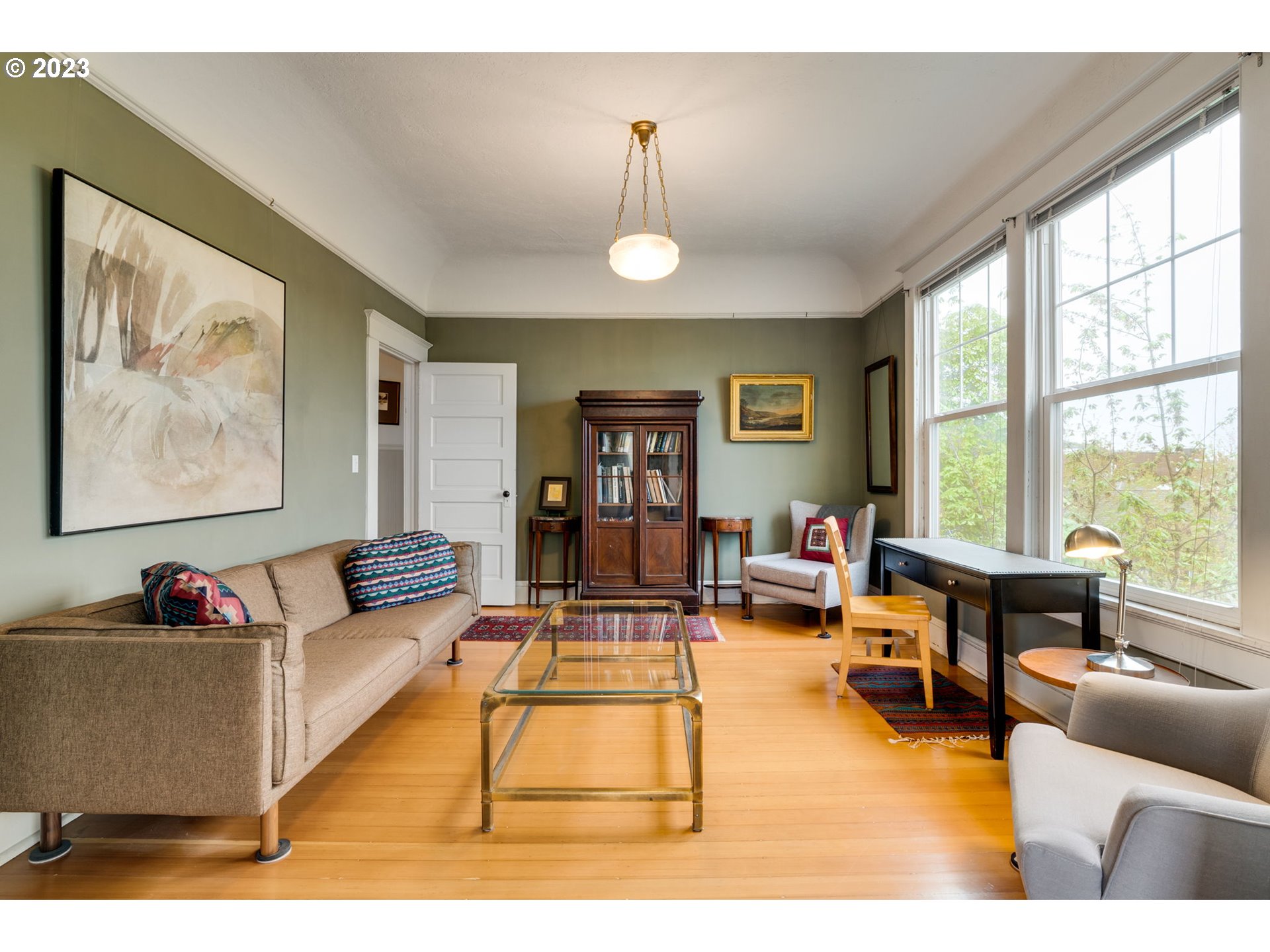 2129 NW NORTHRUP ST 12