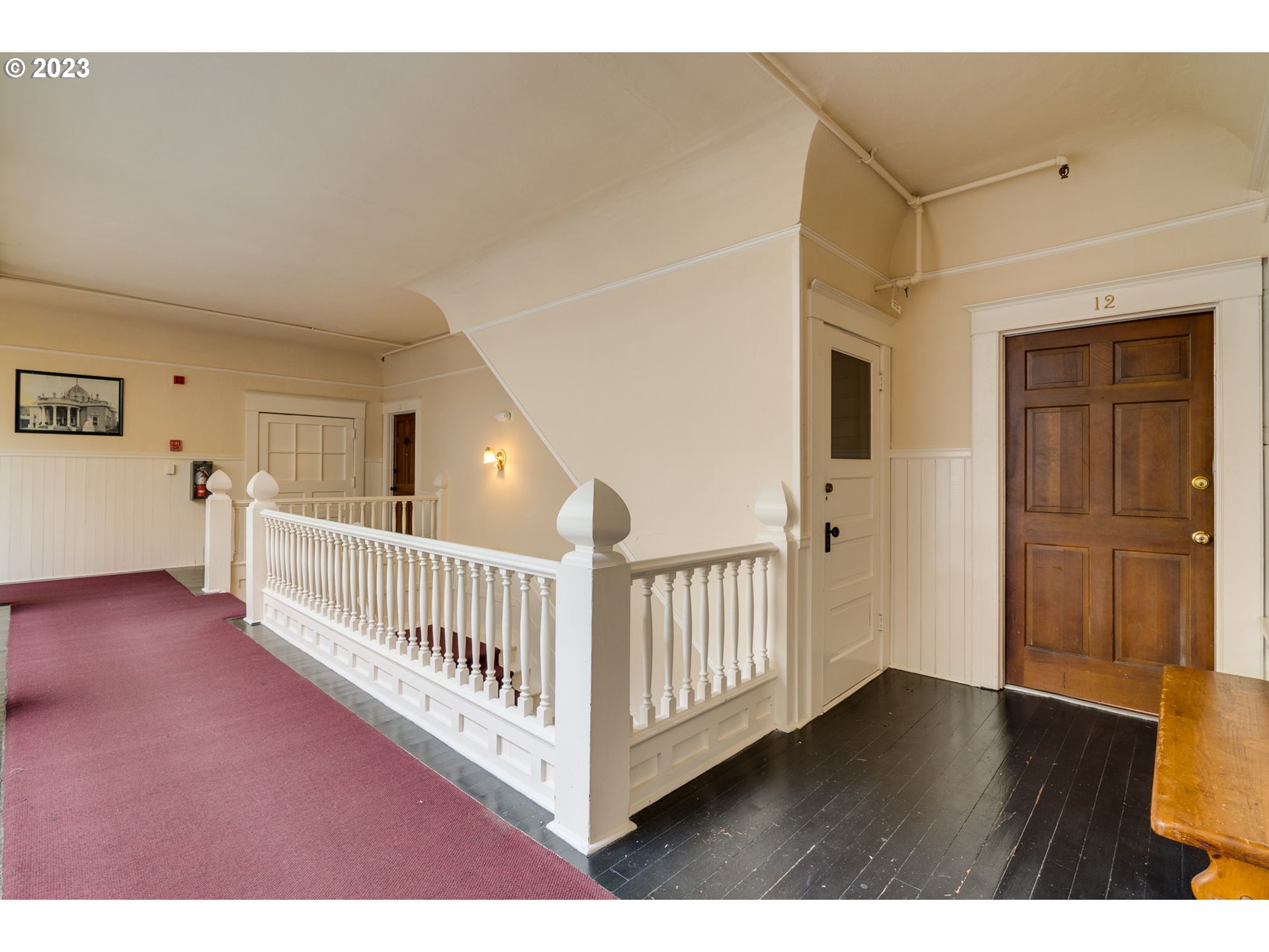 2129 NW NORTHRUP ST 12