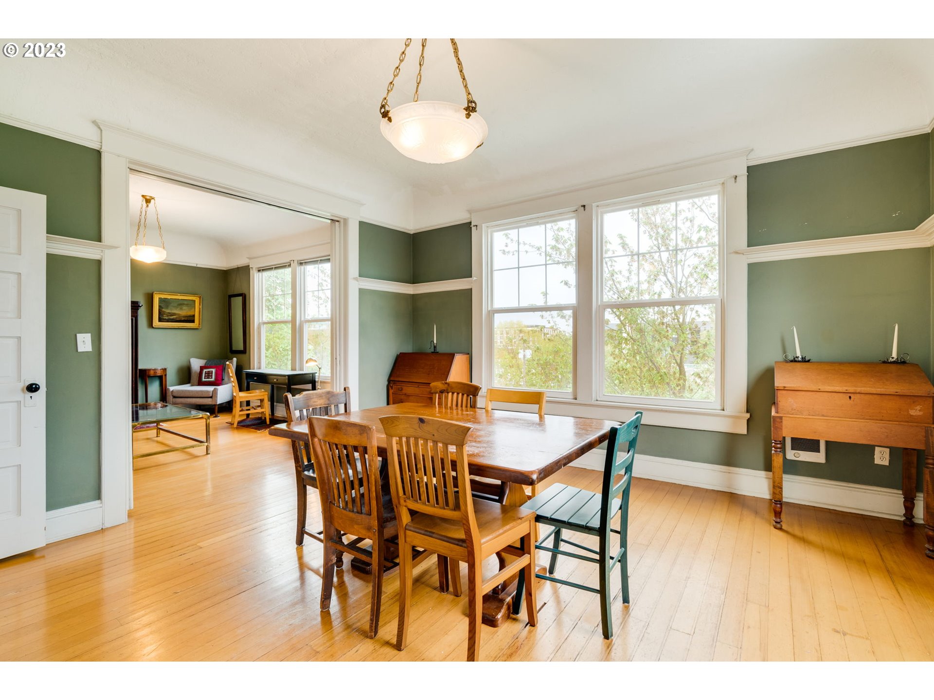 2129 NW NORTHRUP ST 12