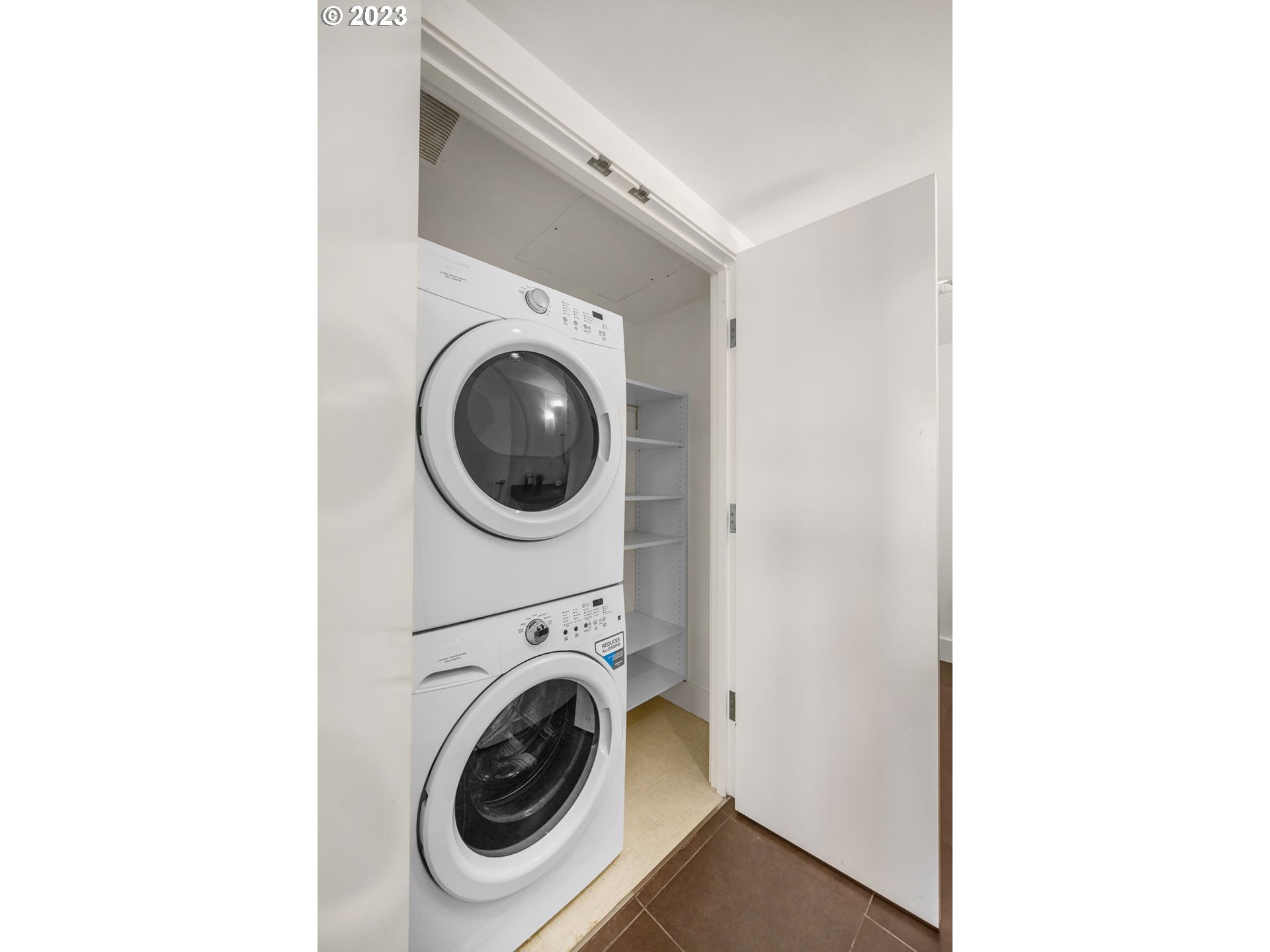 937 NW GLISAN ST 630