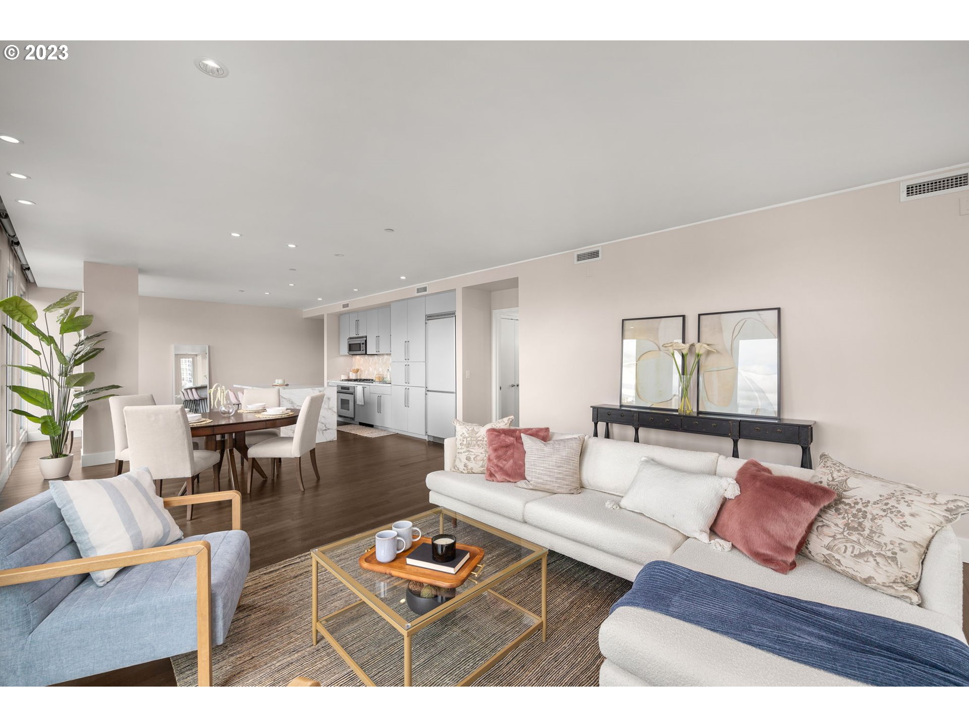 937 NW GLISAN ST 630