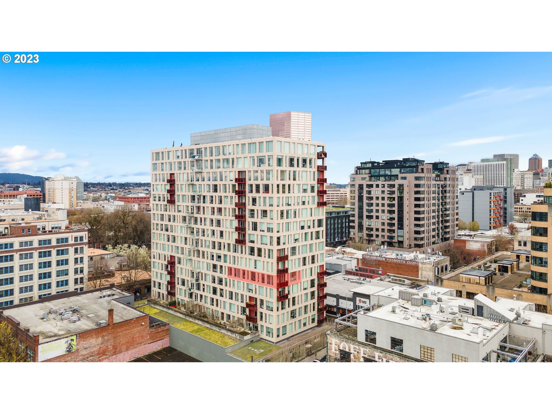 937 NW GLISAN ST 630