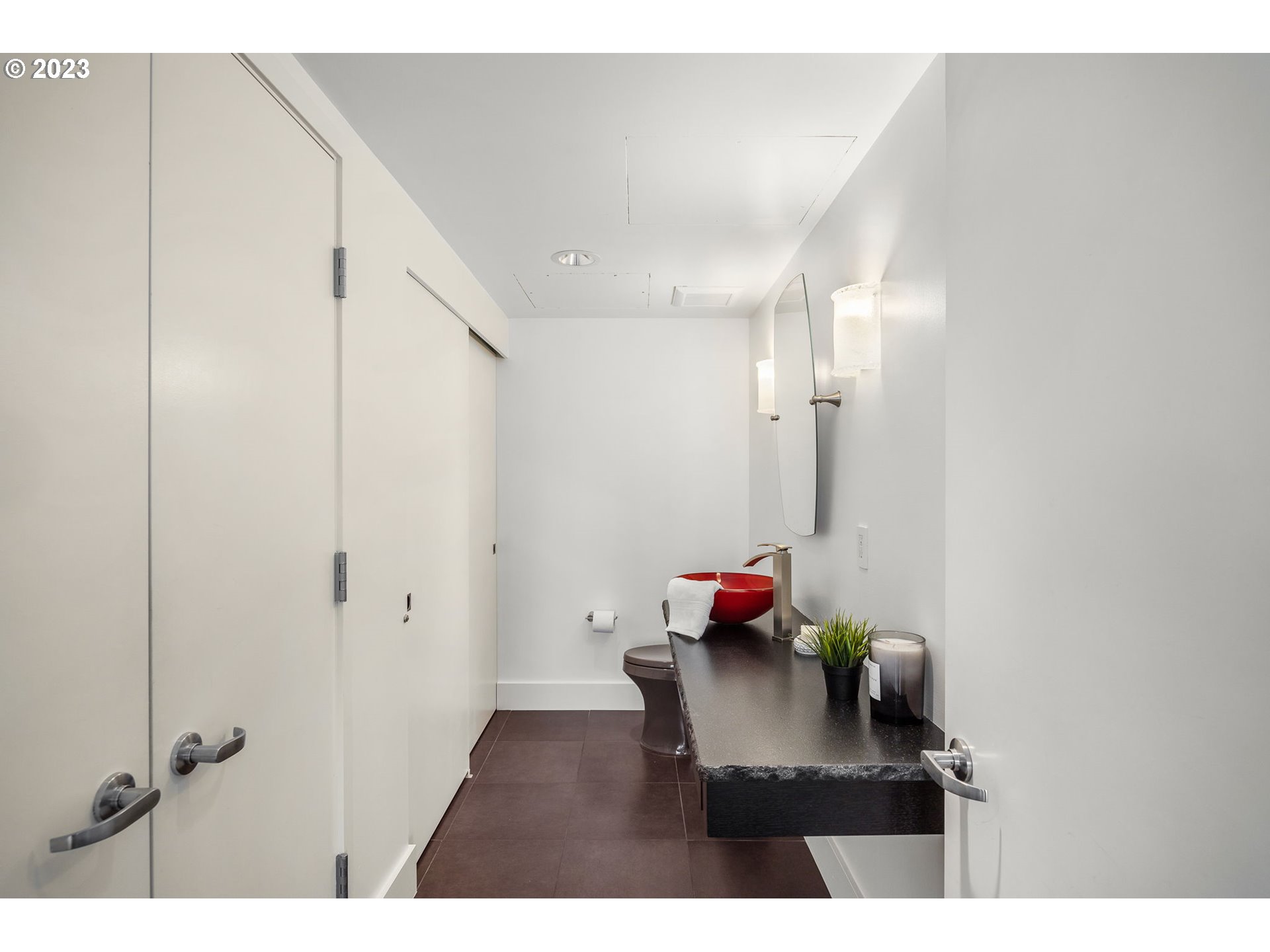 937 NW GLISAN ST 630