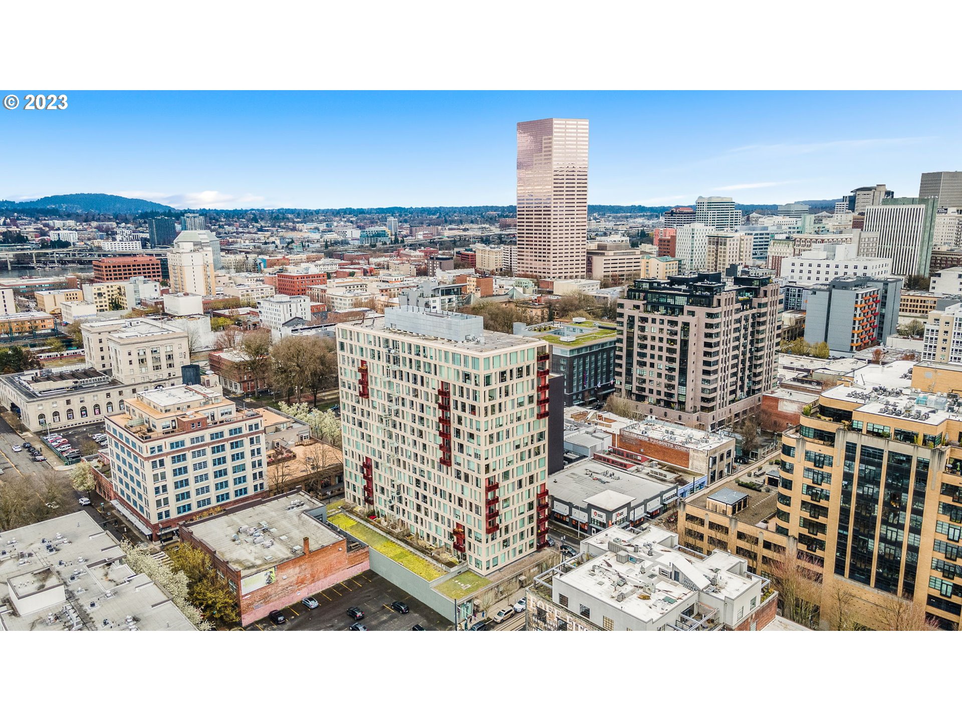 937 NW GLISAN ST 630