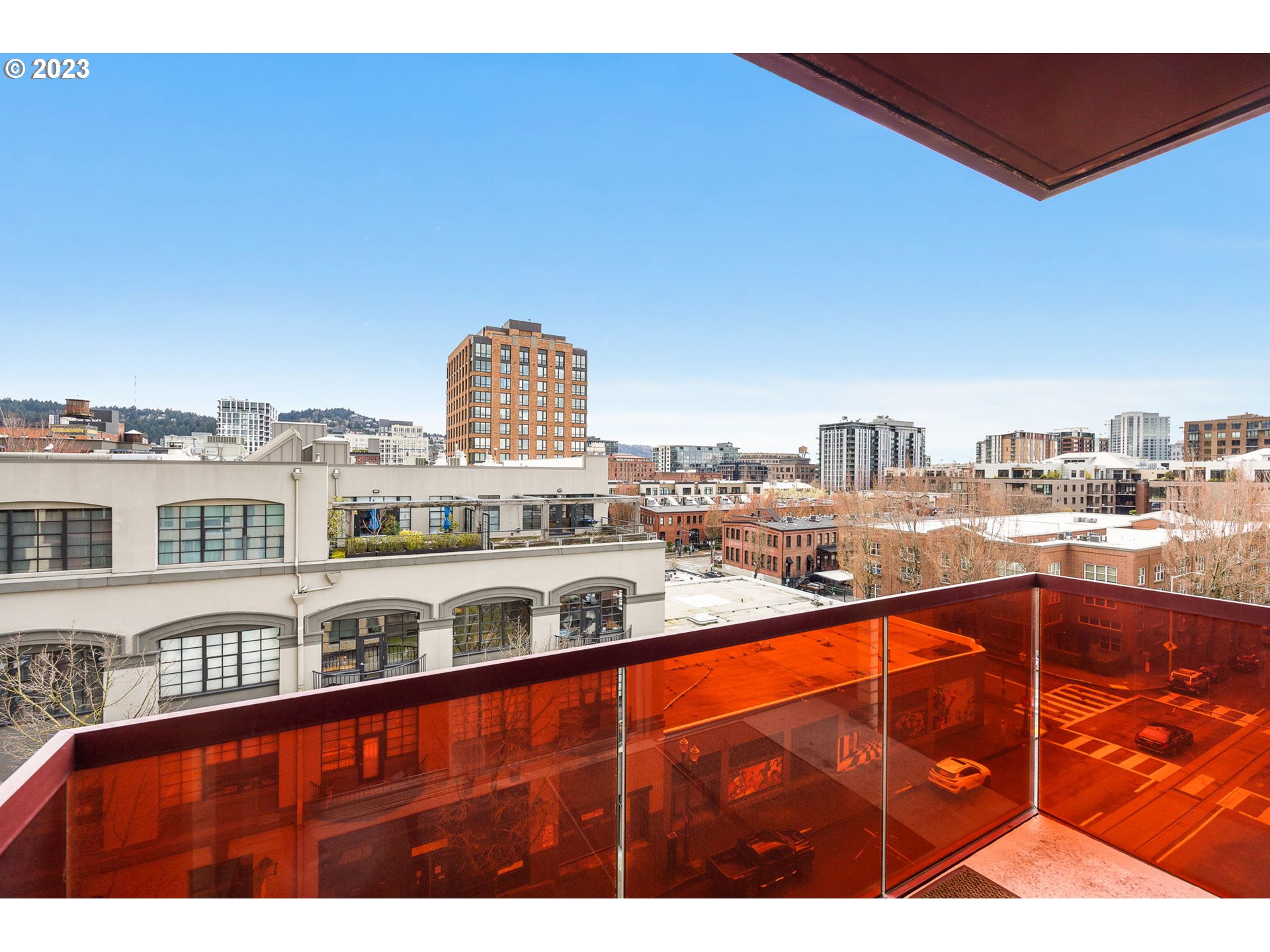 937 NW GLISAN ST 630