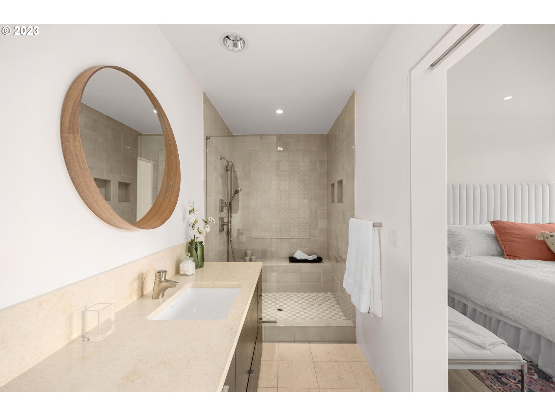 937 NW GLISAN ST 630