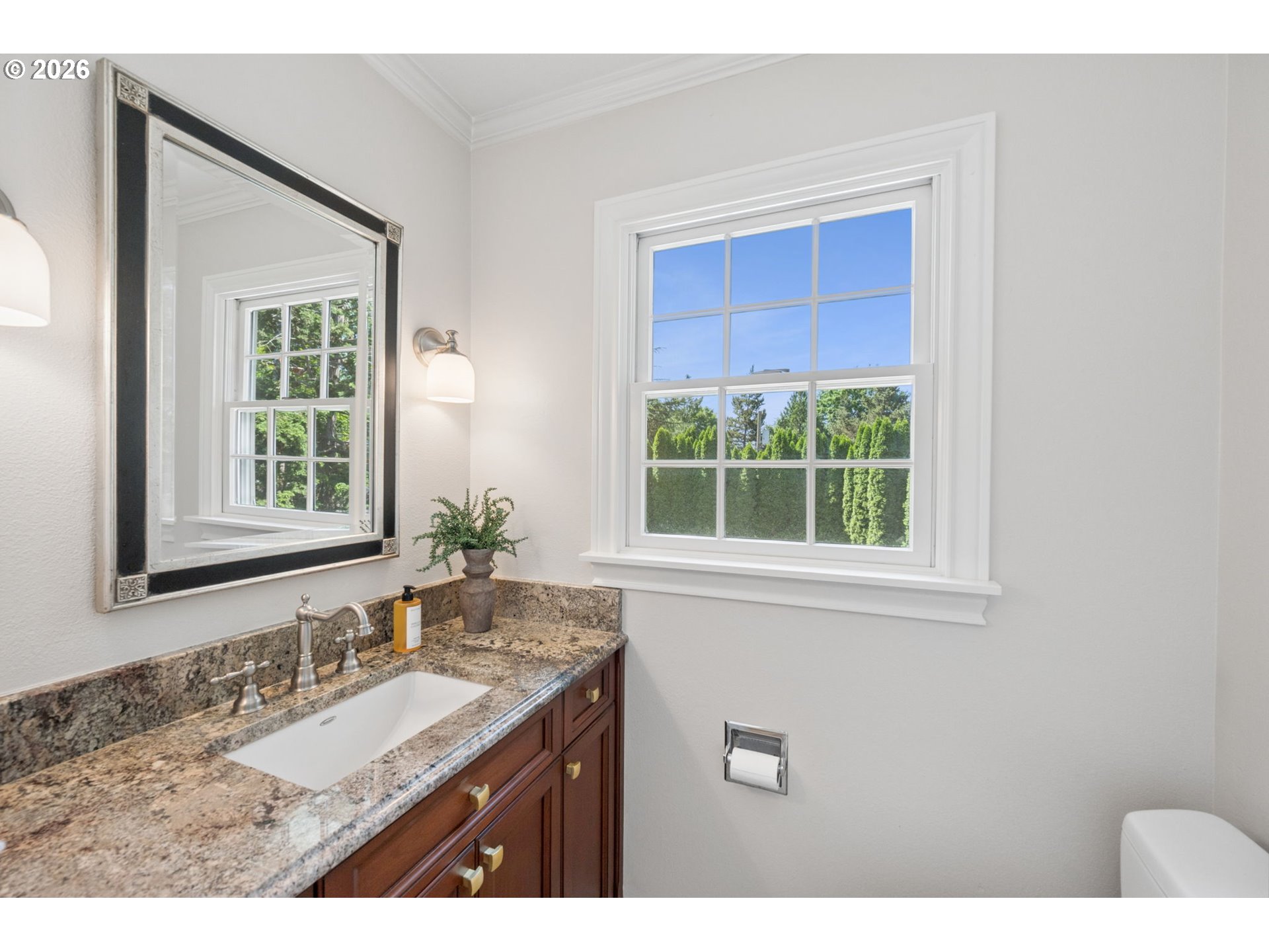 5120 SW SANTA MONICA CT
