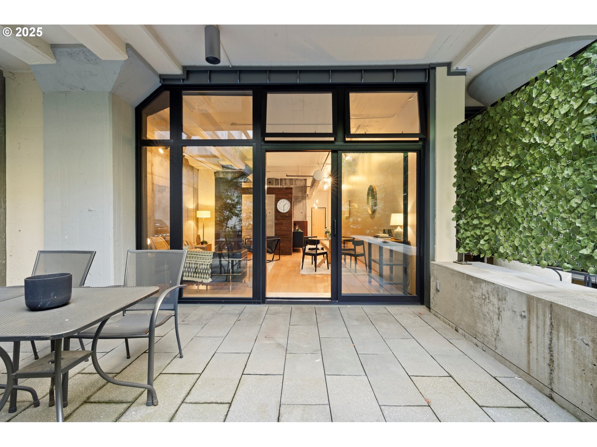 1400 NW IRVING ST 322, Portland Unit: 322