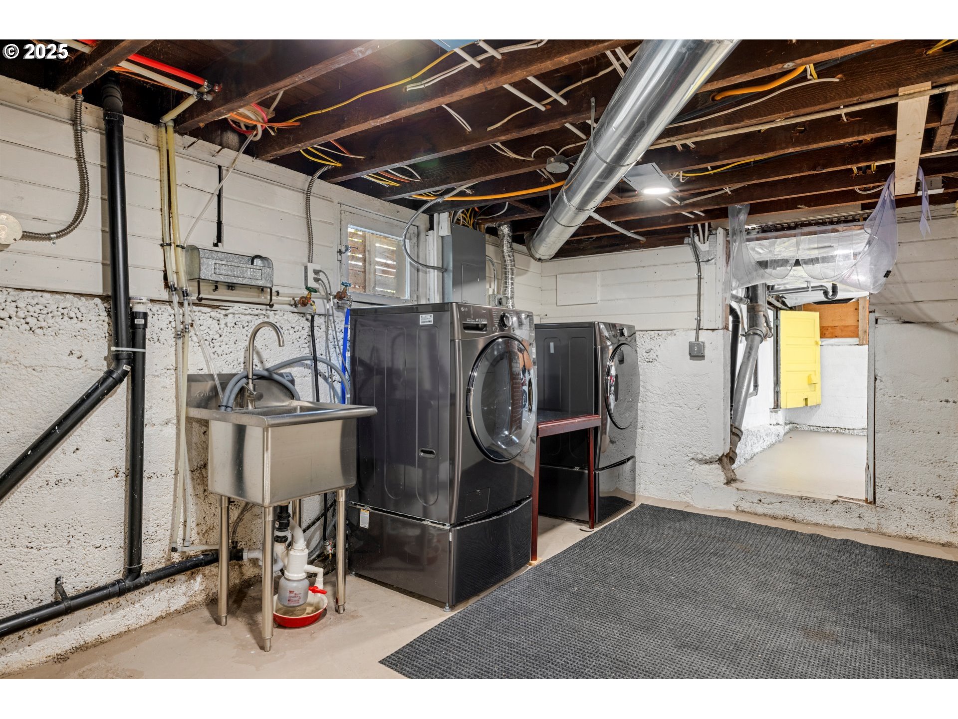 3312 S CORBETT AVE, Portland