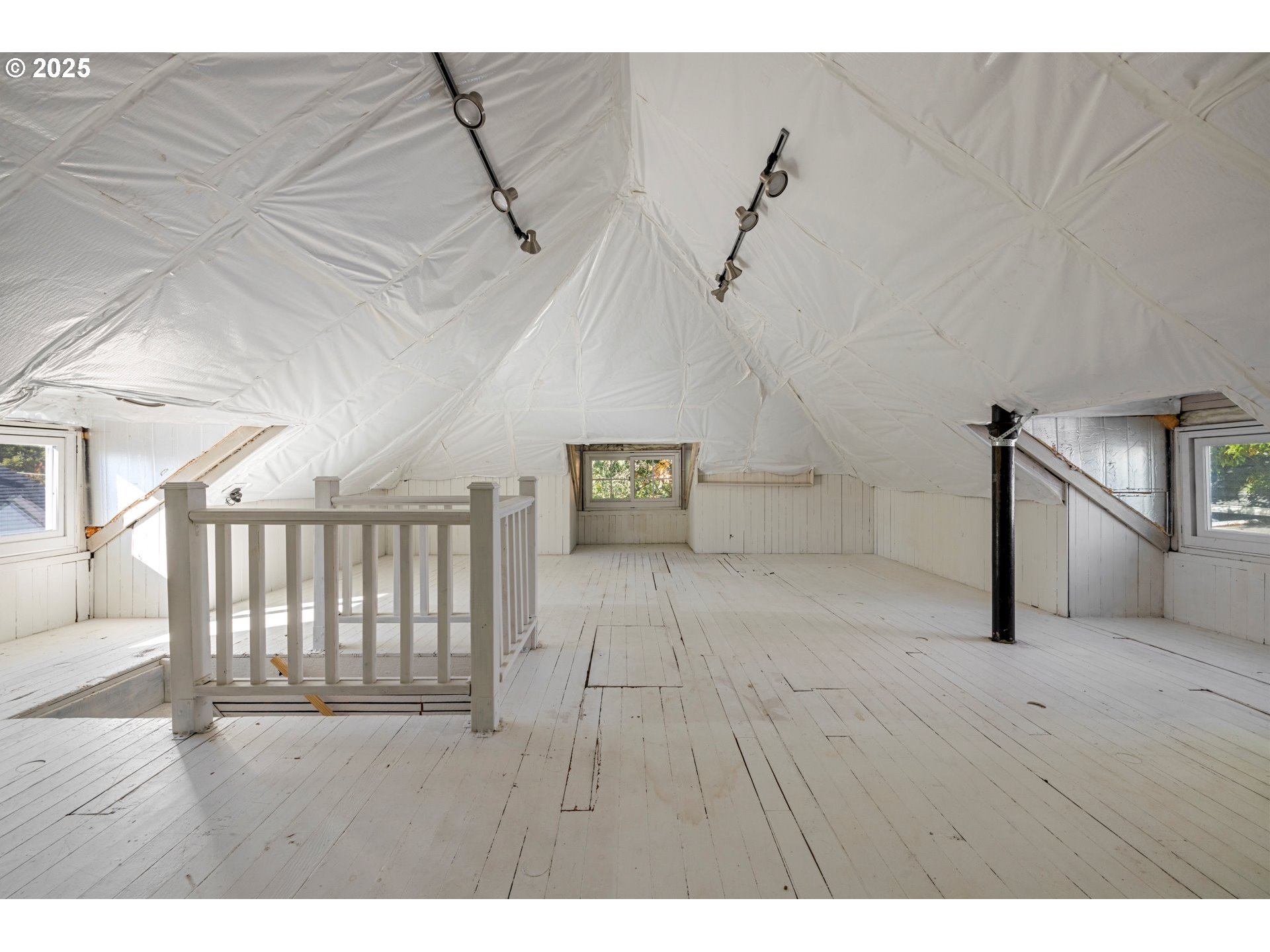 3312 S CORBETT AVE, Portland