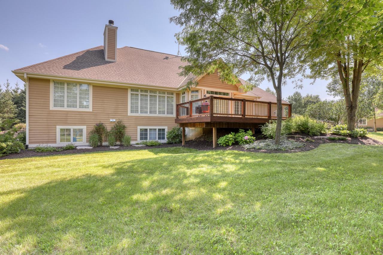 637 Mccarthy DR N North