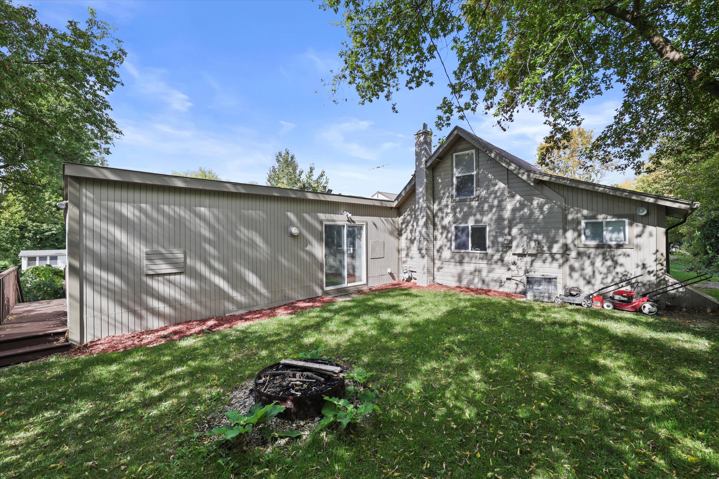 N55W34691 Lake Dr