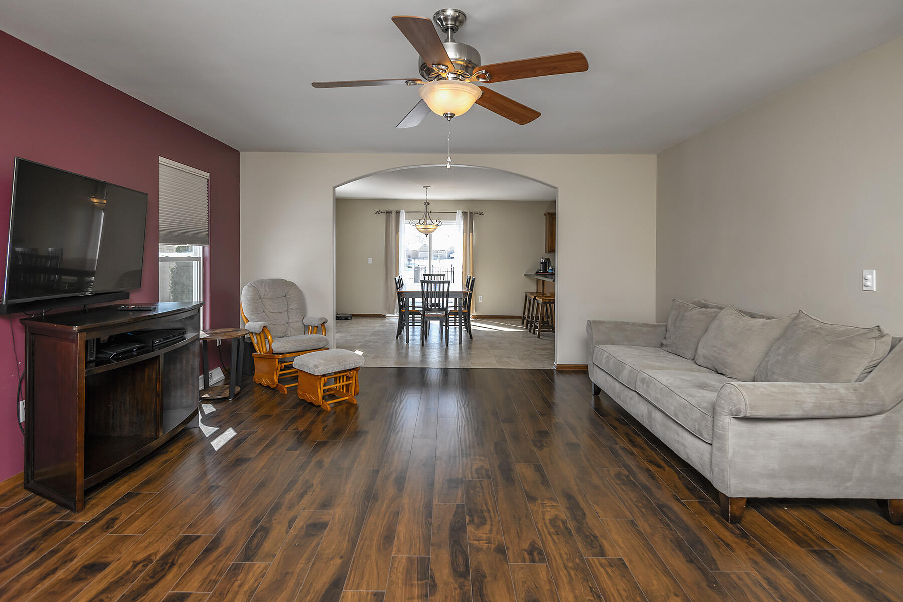1401 Serena Ln