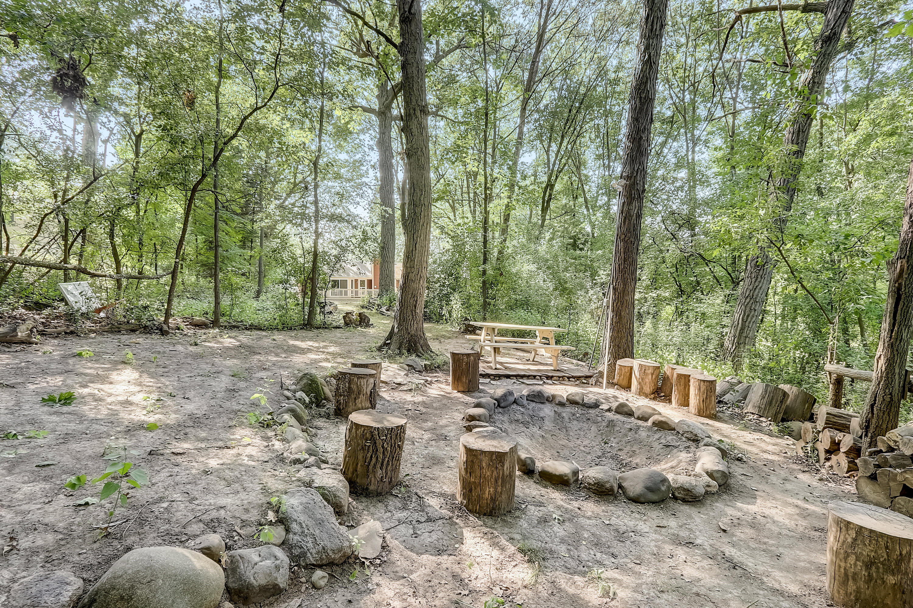 646 Cardiff Dr