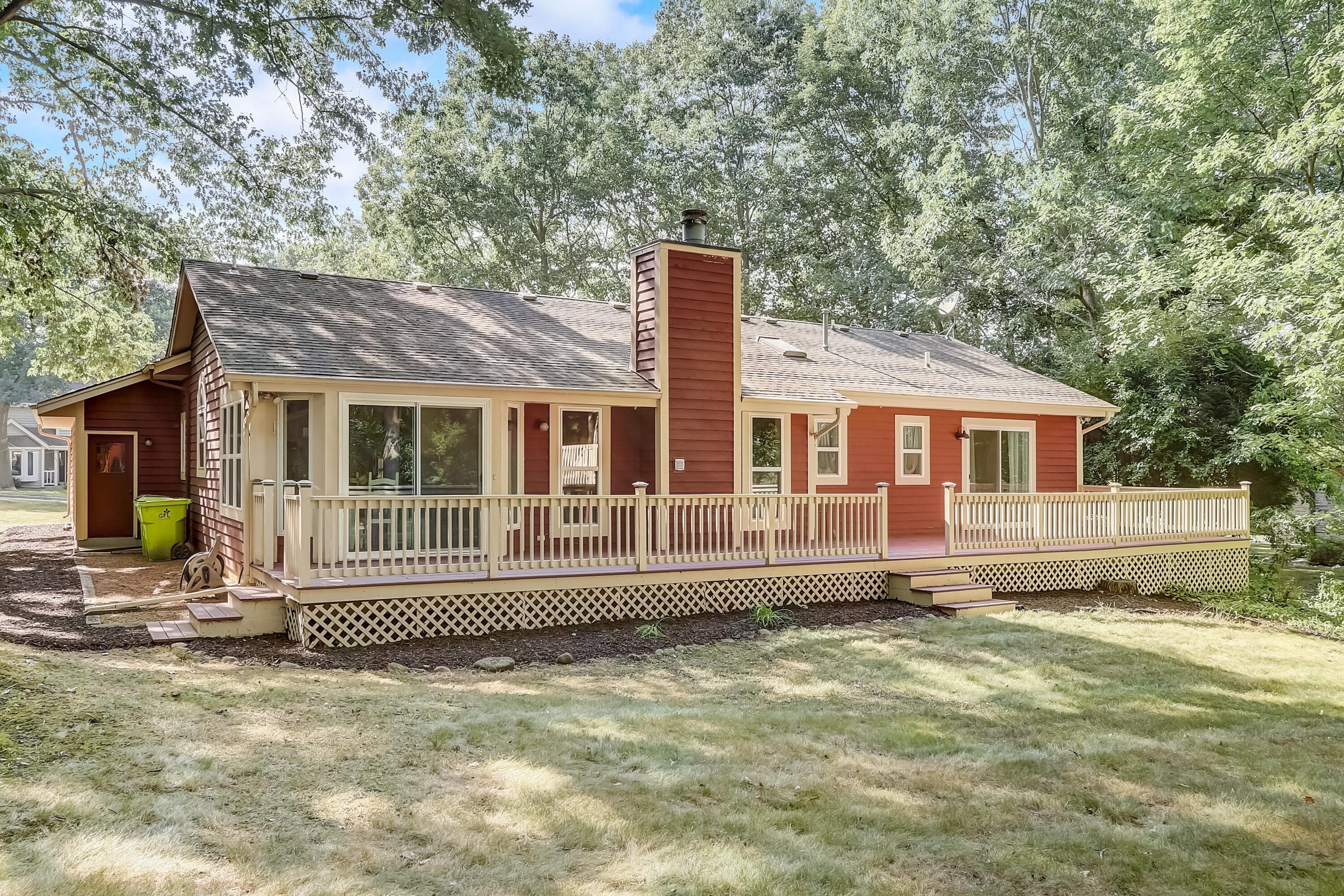 646 Cardiff Dr