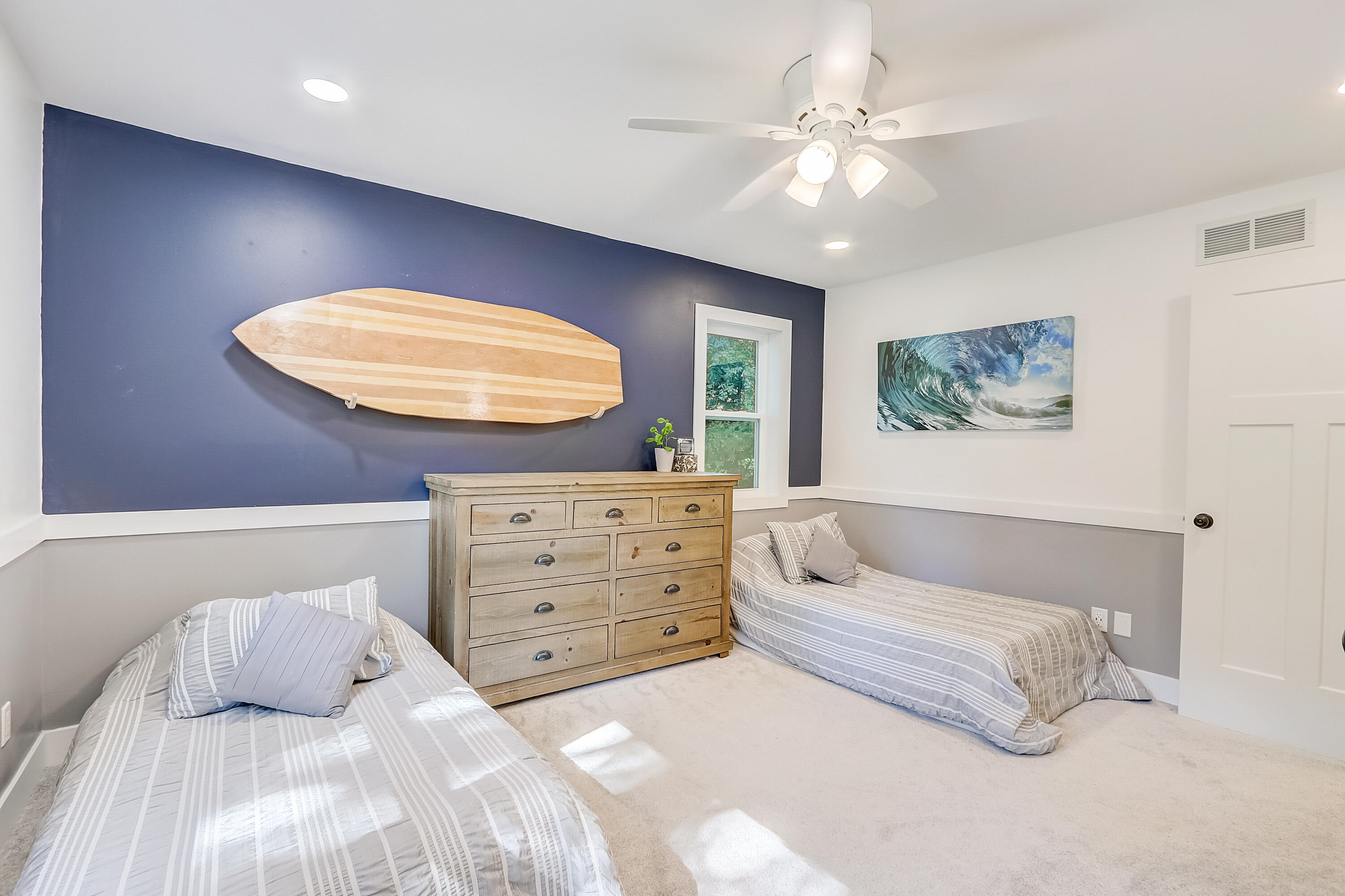 646 Cardiff Dr