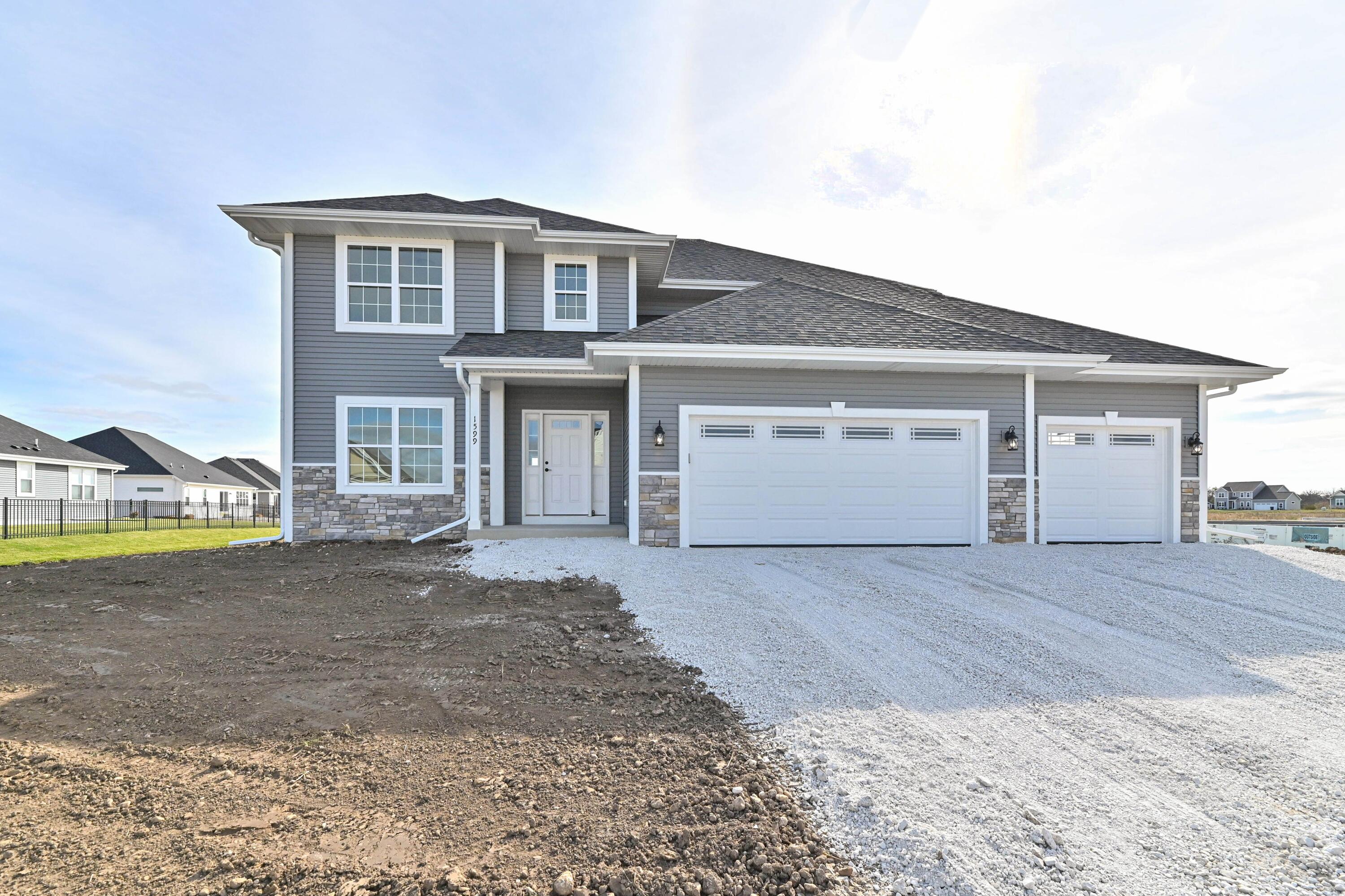 1599 Bluestem Trl