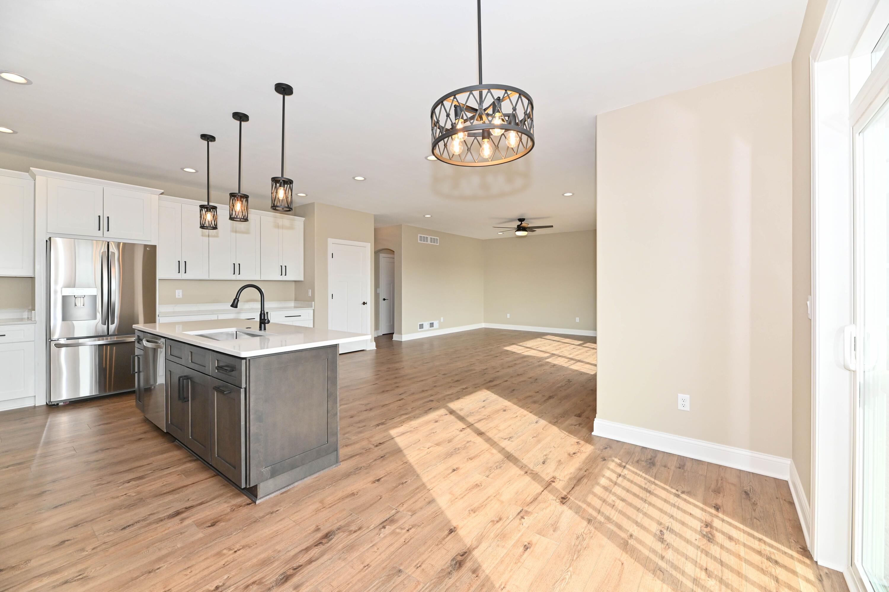1599 Bluestem Trl