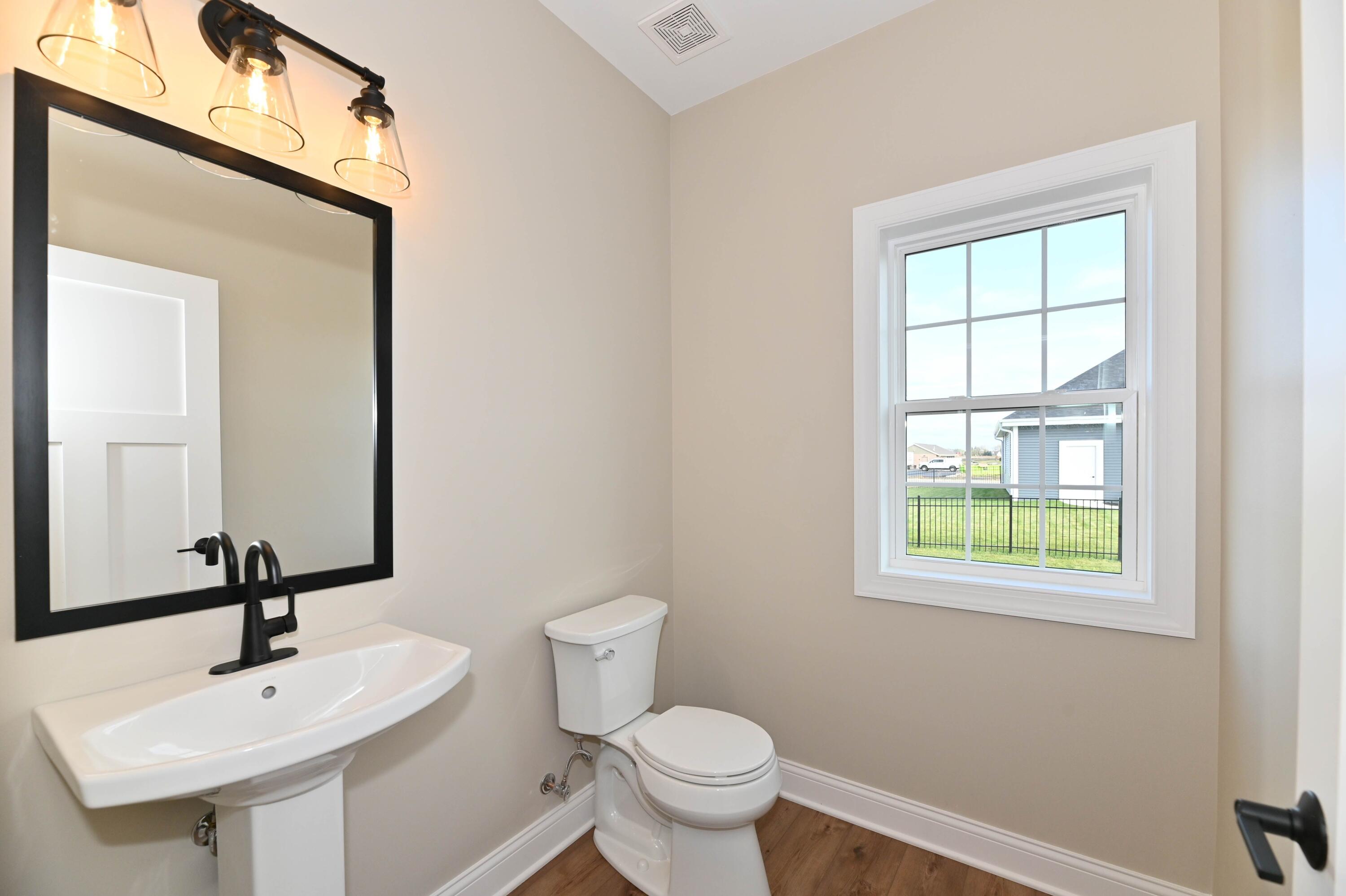 1599 Bluestem Trl