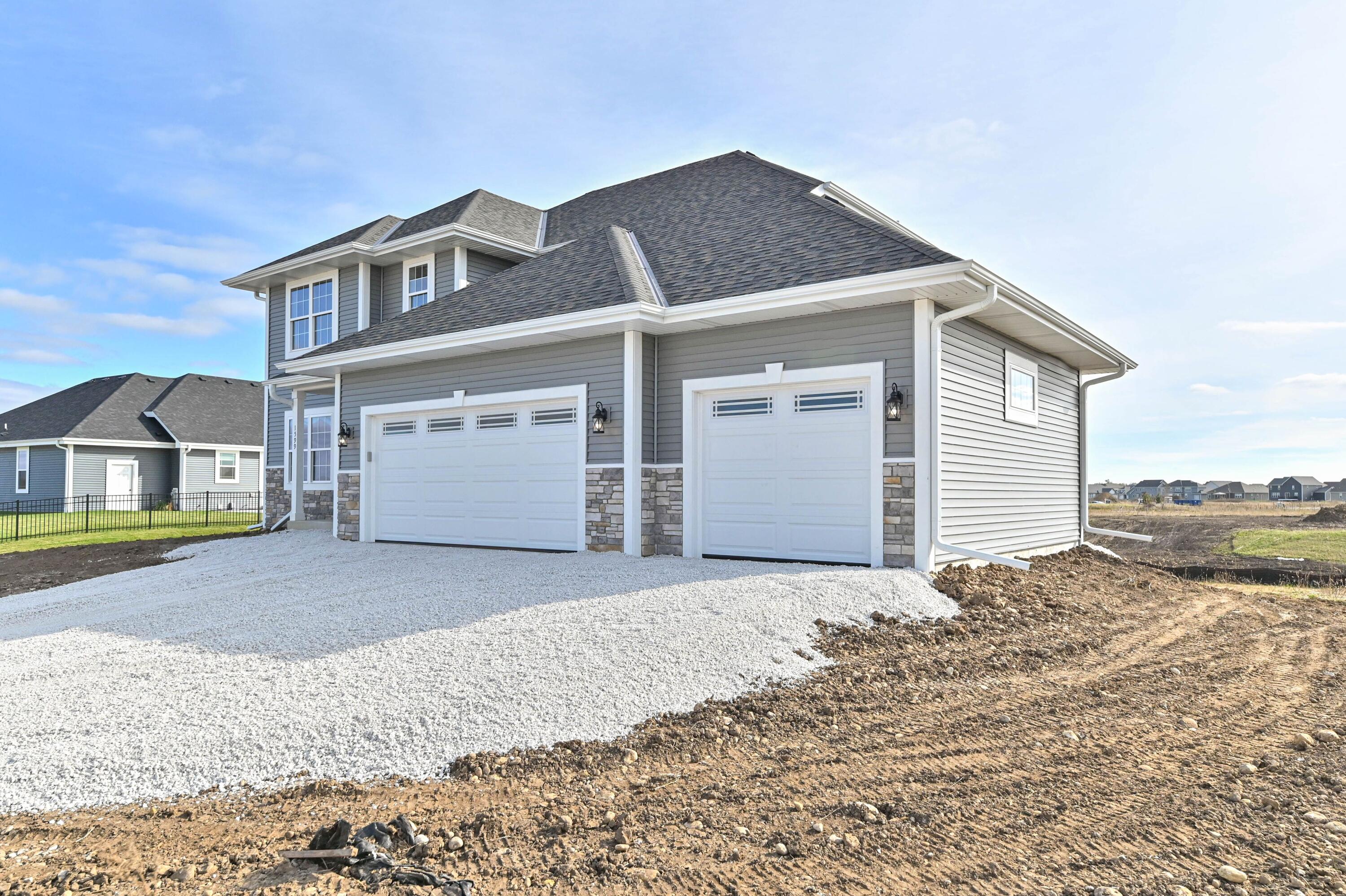 1599 Bluestem Trl