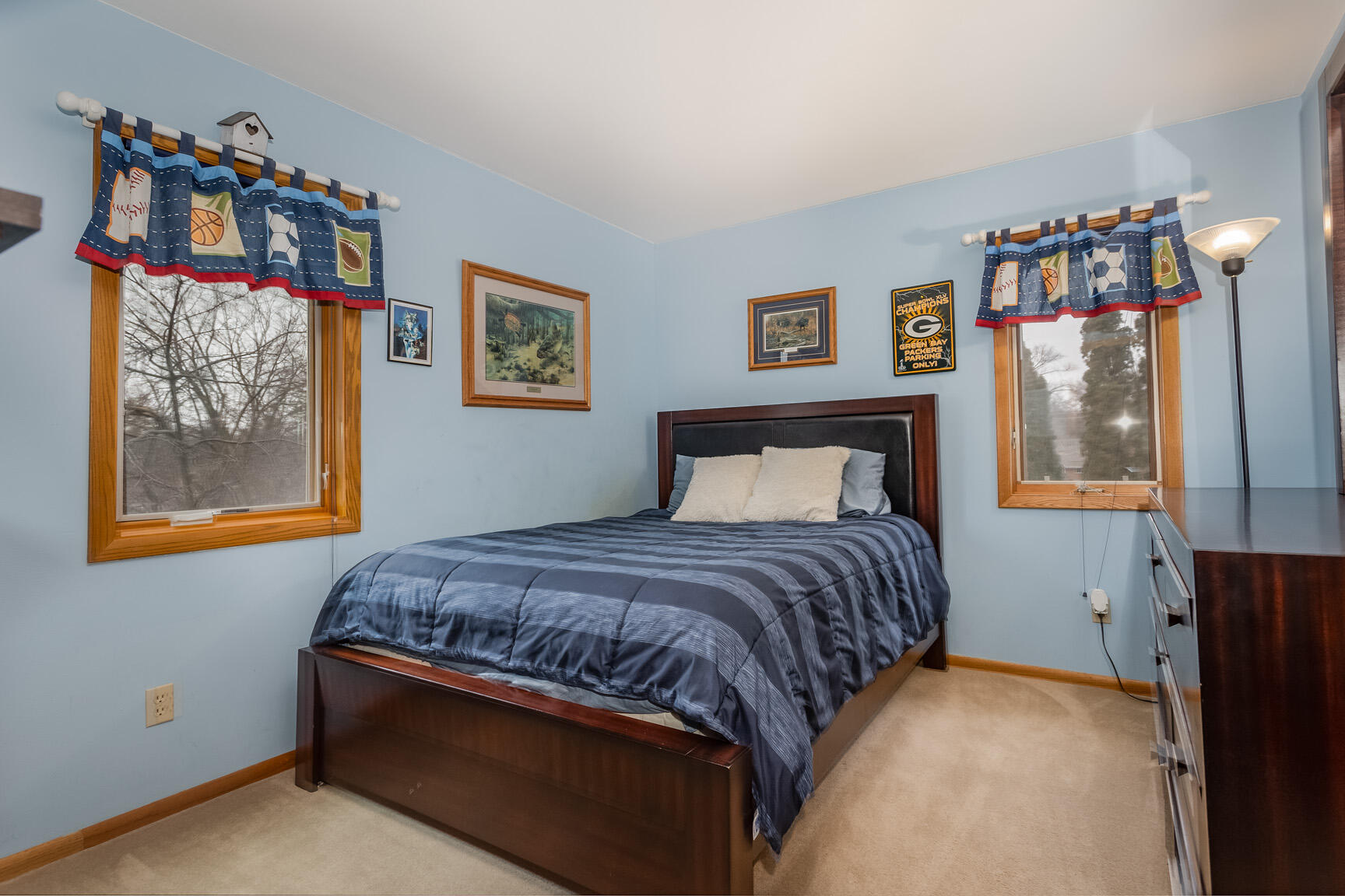 5219 Robinwood Ln