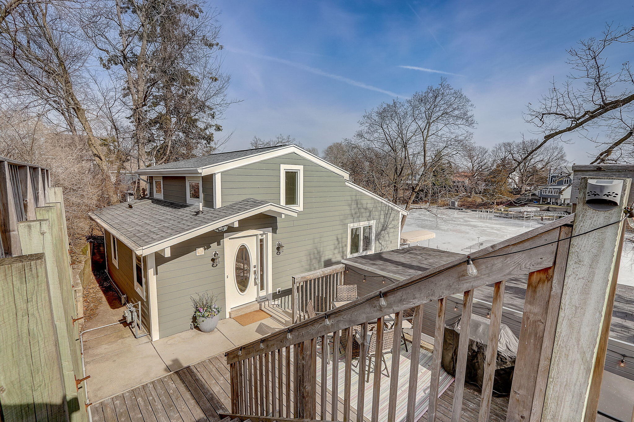 W352N5270 Lake Dr