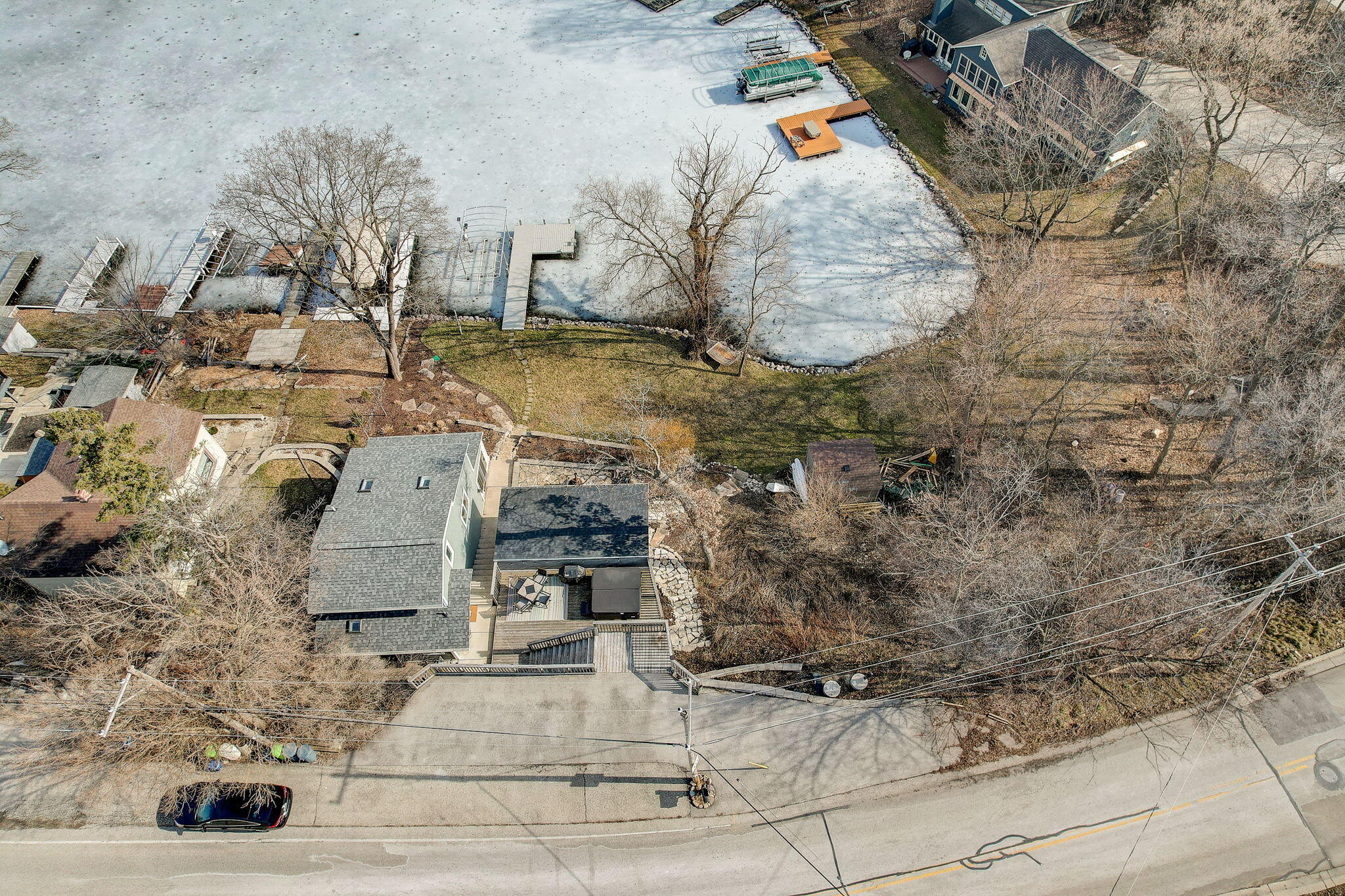 W352N5270 Lake Dr