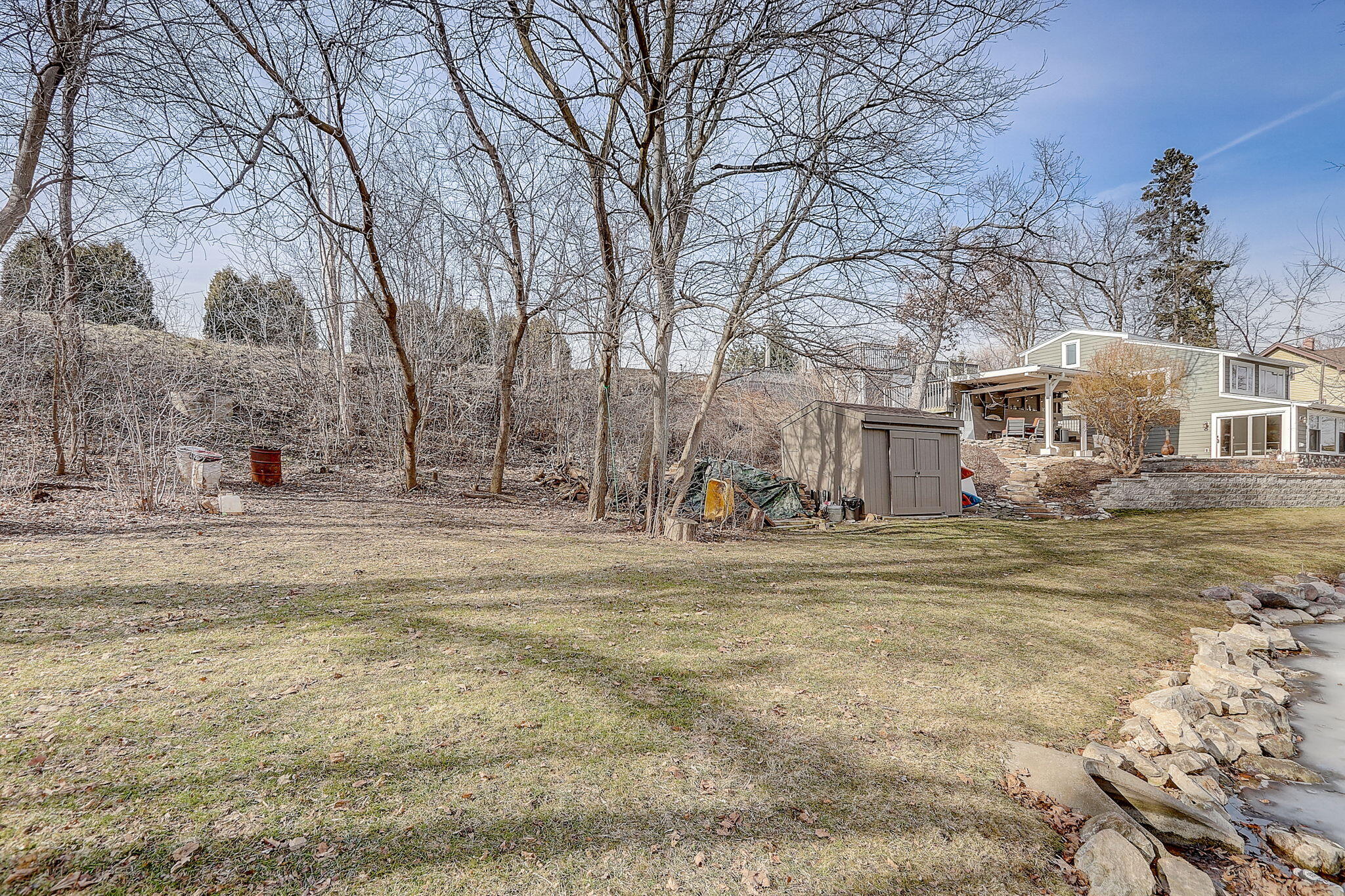 W352N5270 Lake Dr