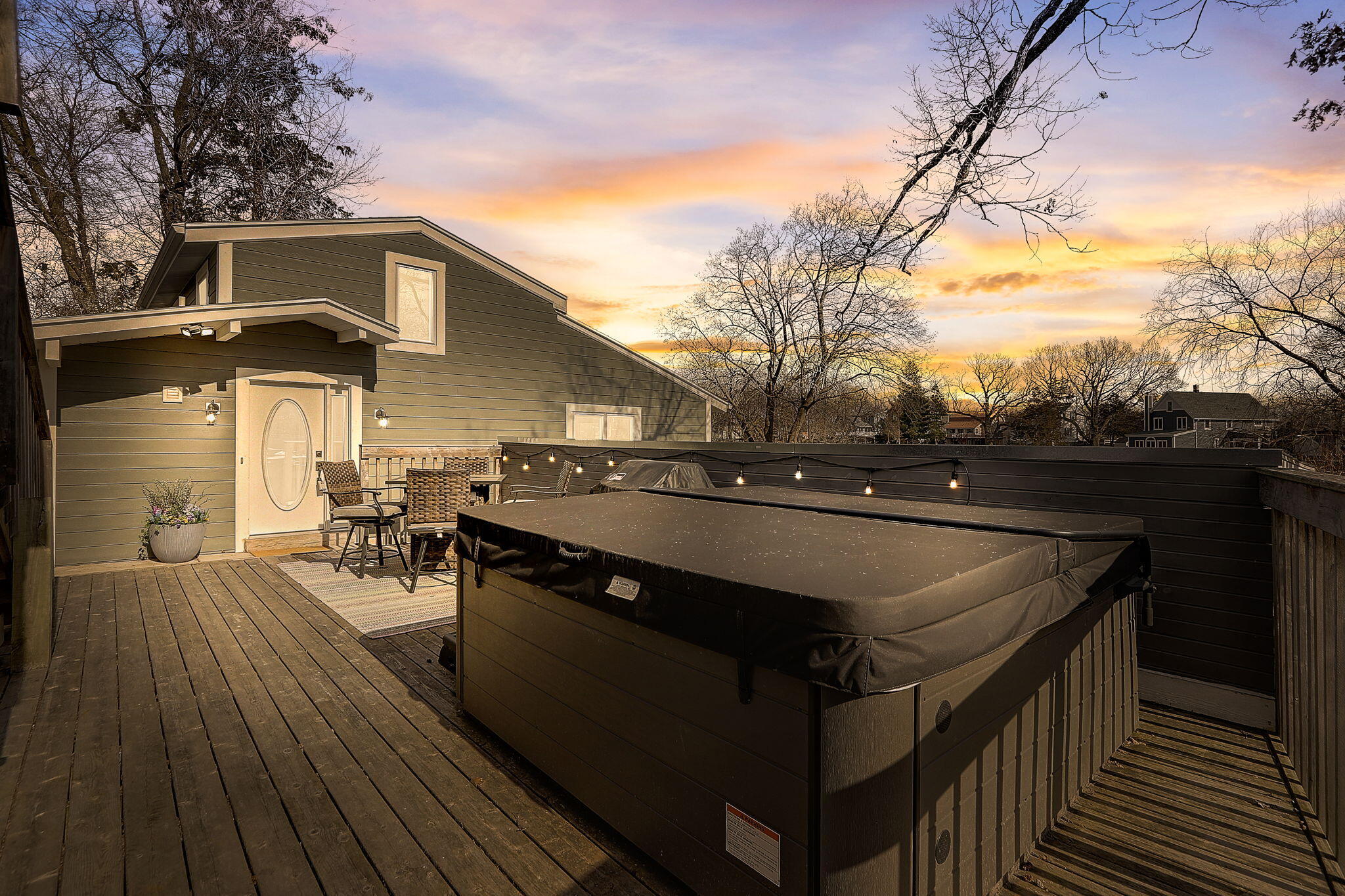 W352N5270 Lake Dr