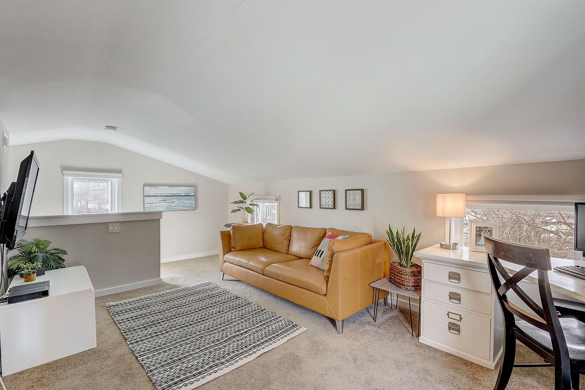 W352N5270 Lake Dr