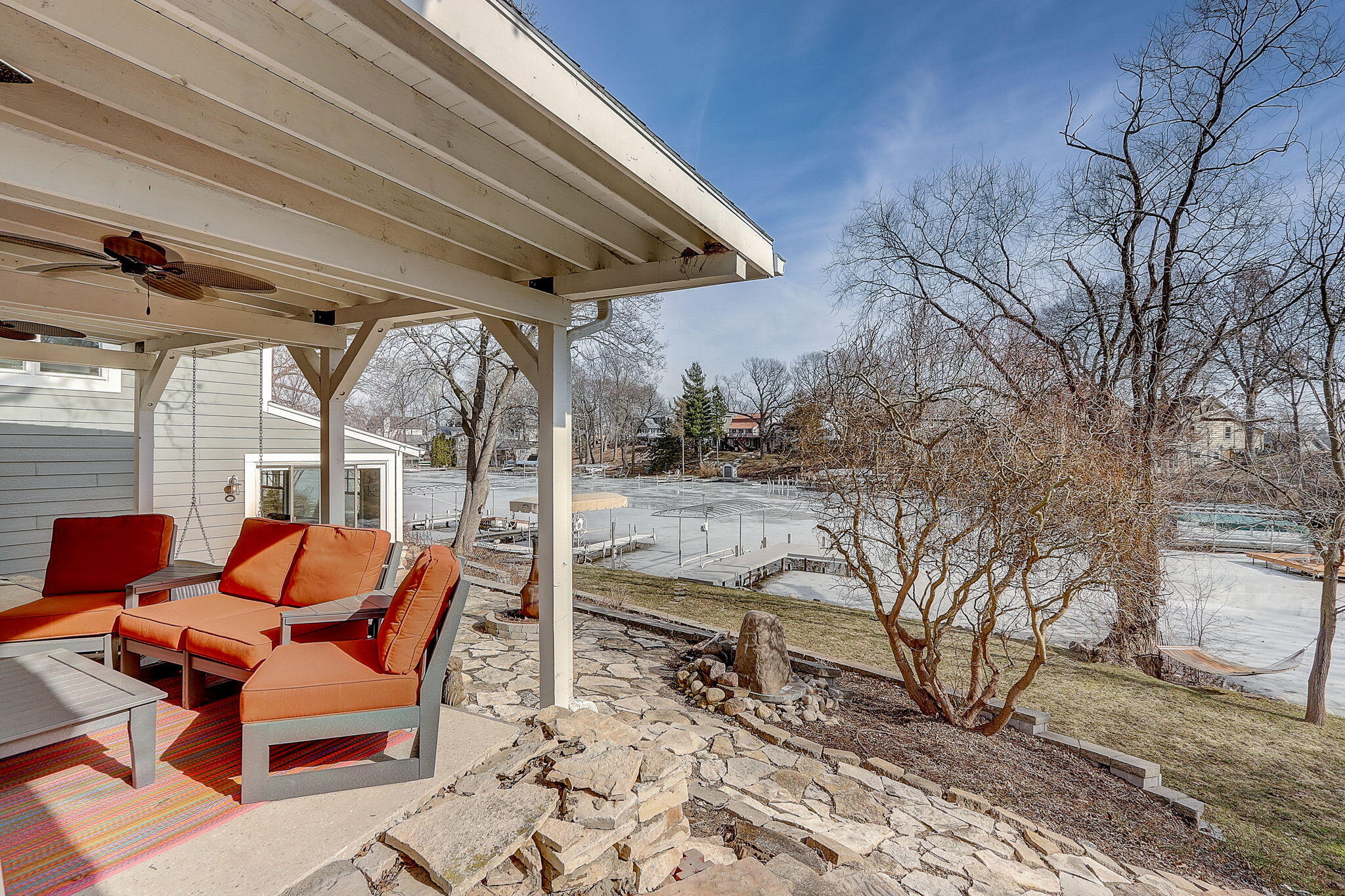 W352N5270 Lake Dr