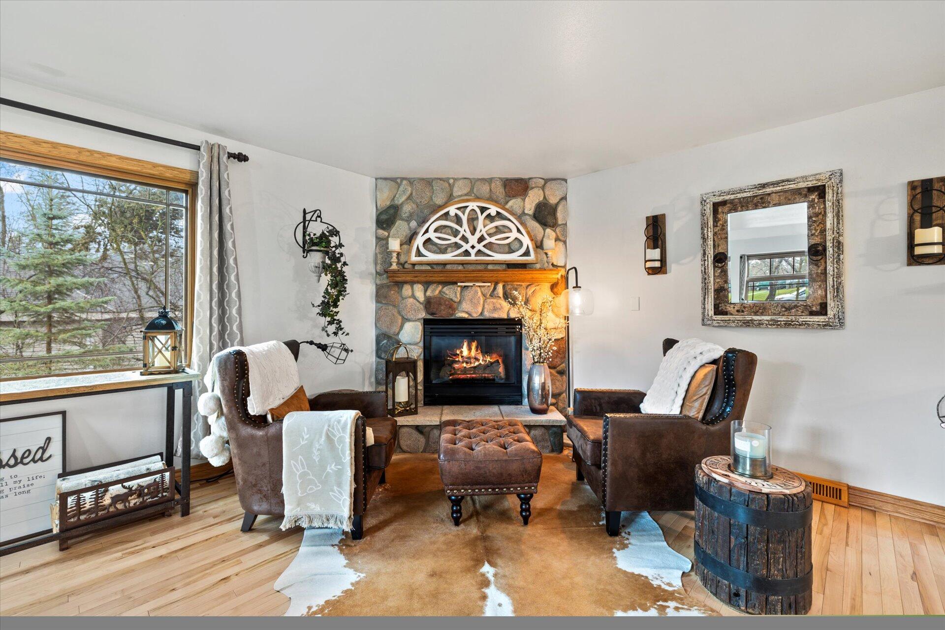 177 Evelyn Ave