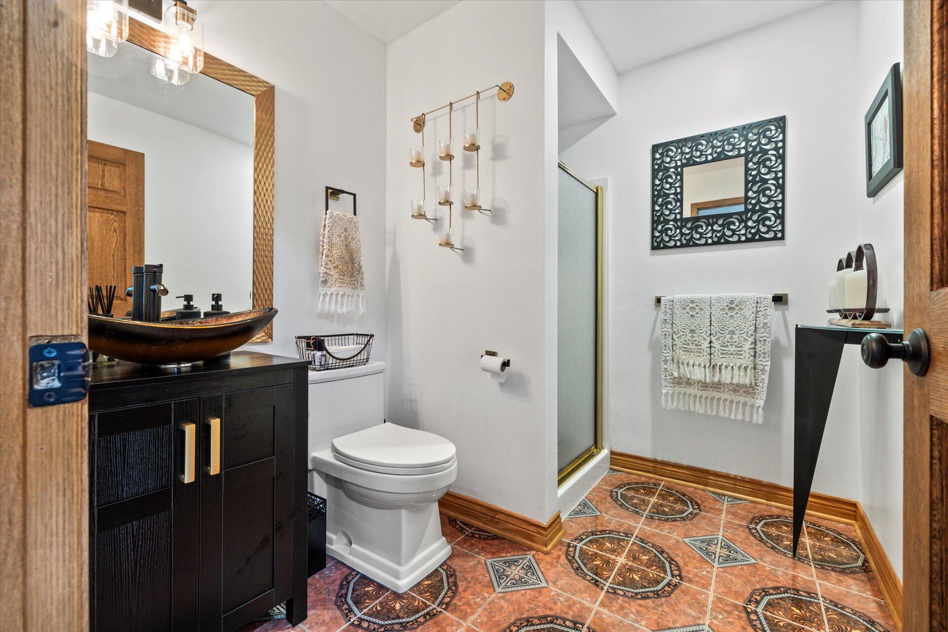 177 Evelyn Ave