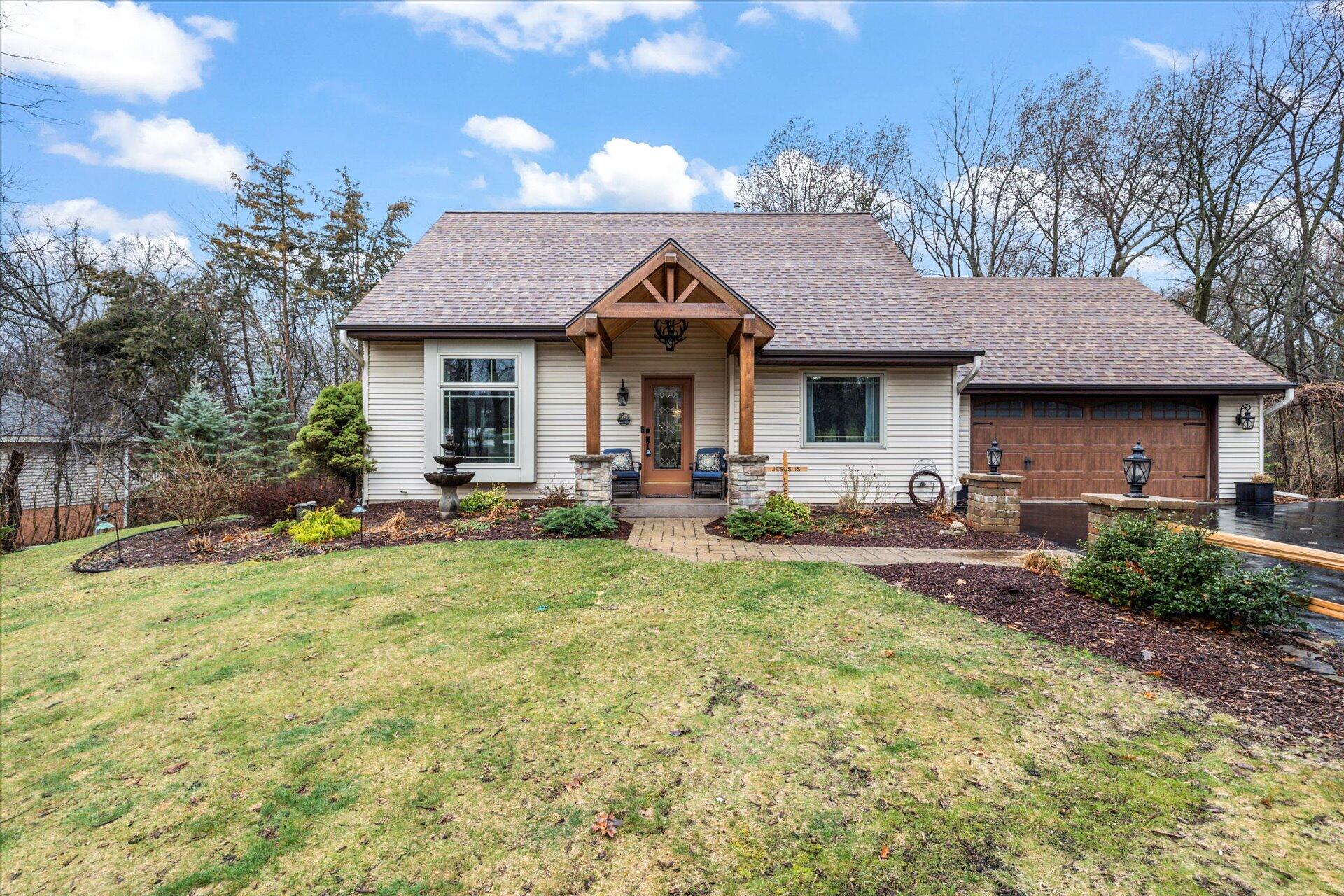 177 Evelyn Ave