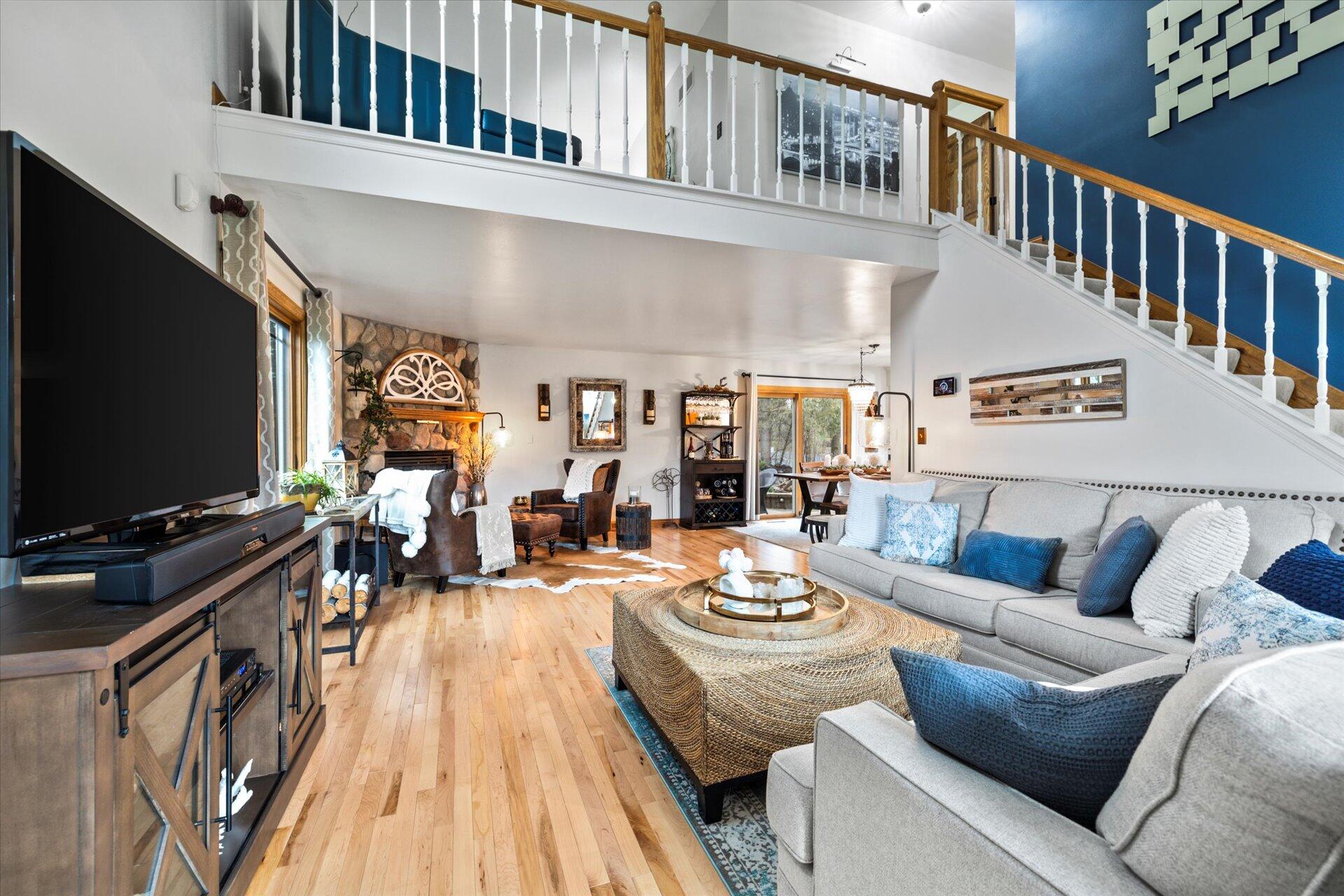 177 Evelyn Ave