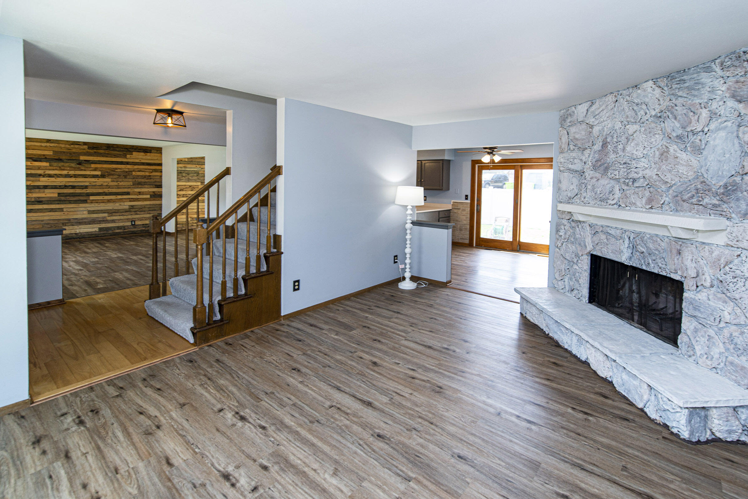 703 Mansfield Ct
