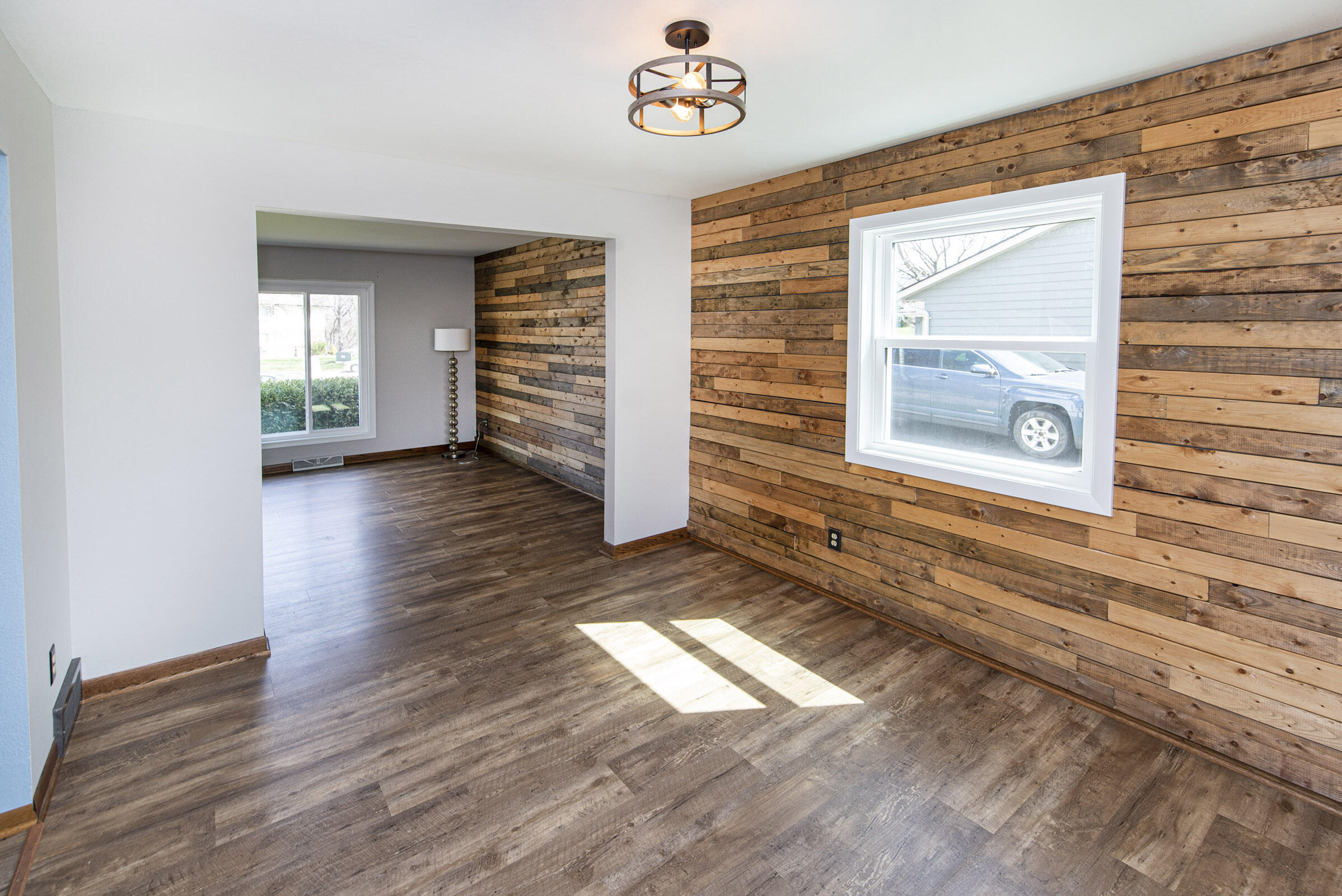 703 Mansfield Ct
