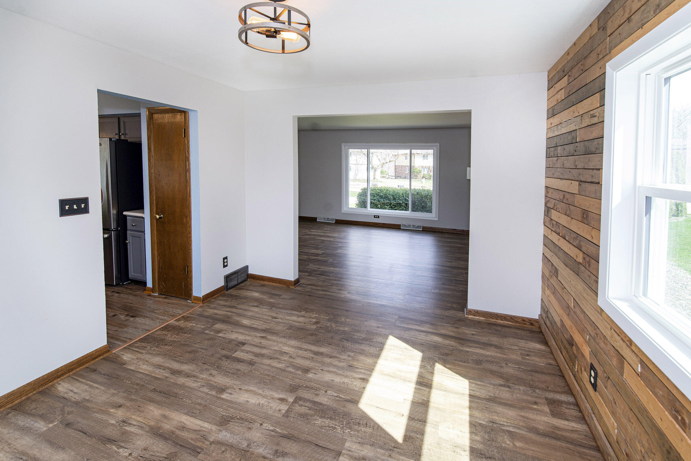703 Mansfield Ct