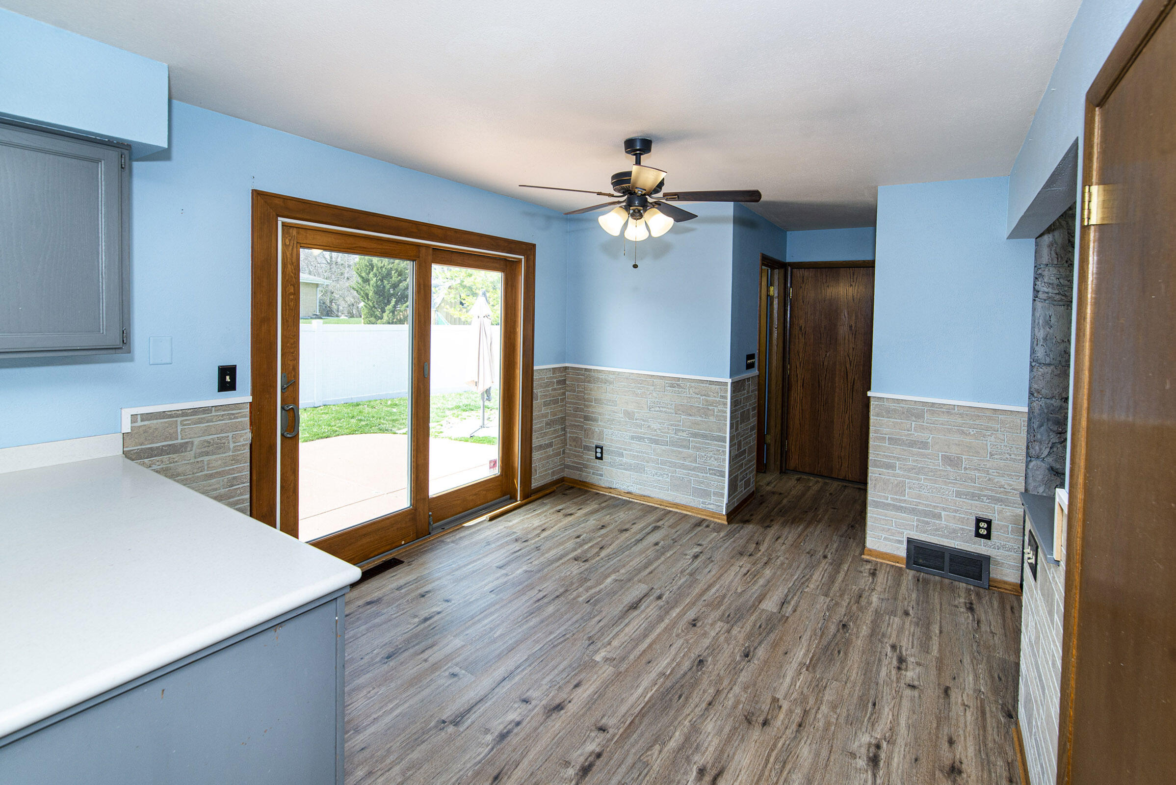 703 Mansfield Ct