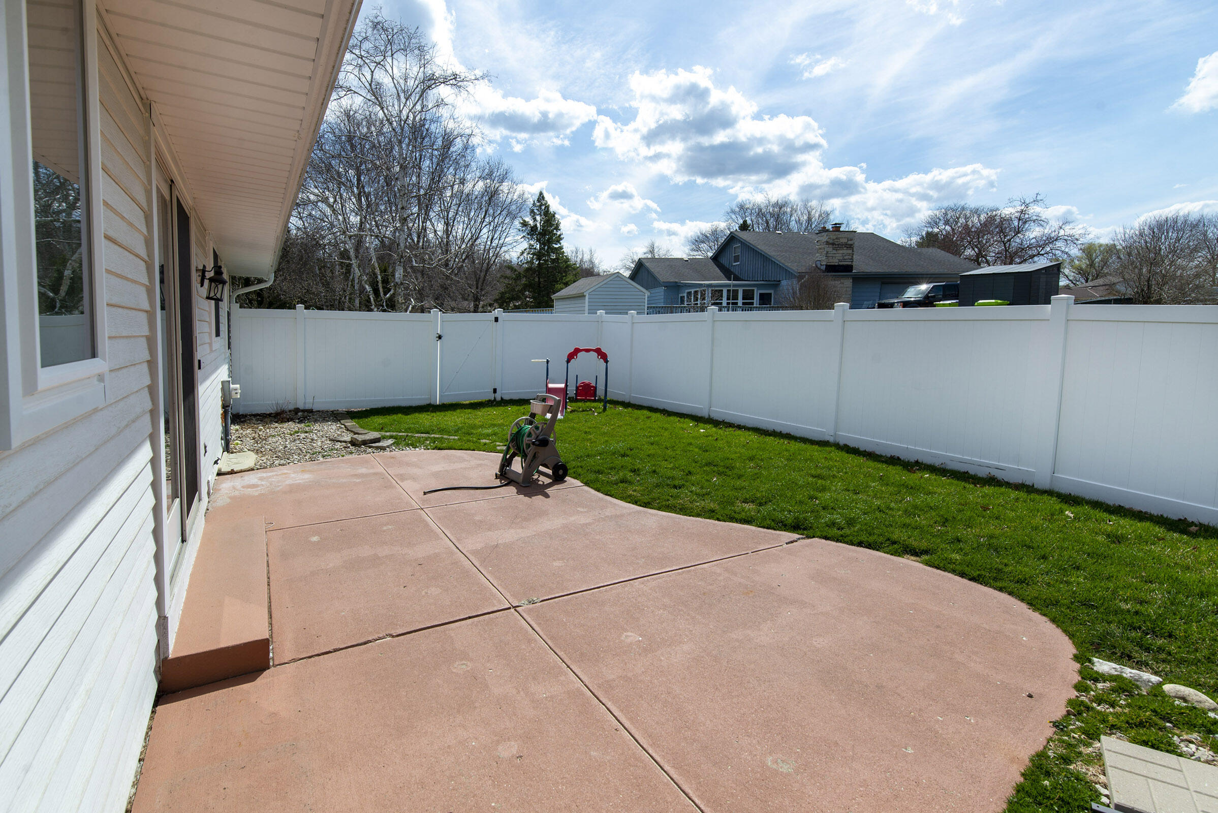 703 Mansfield Ct