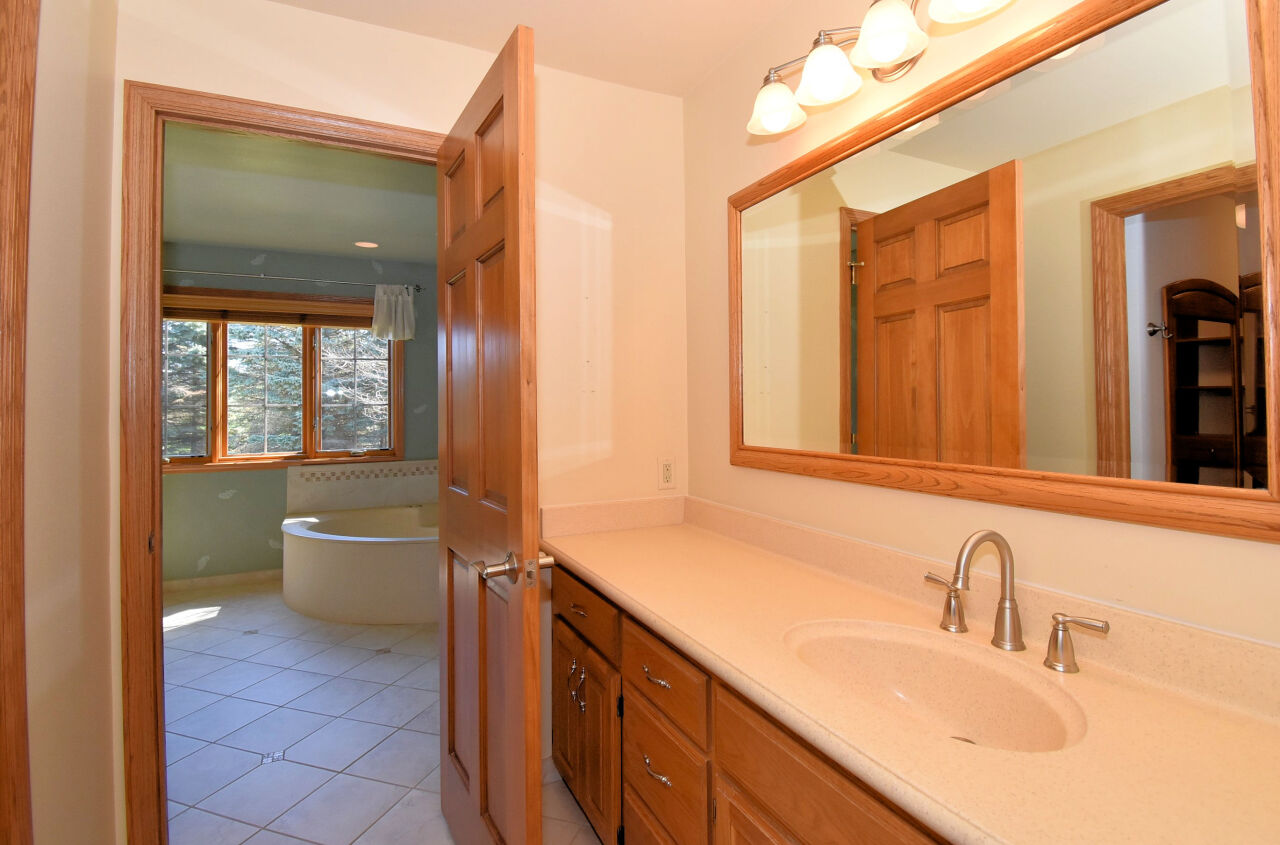 35490 S Opengate Ct