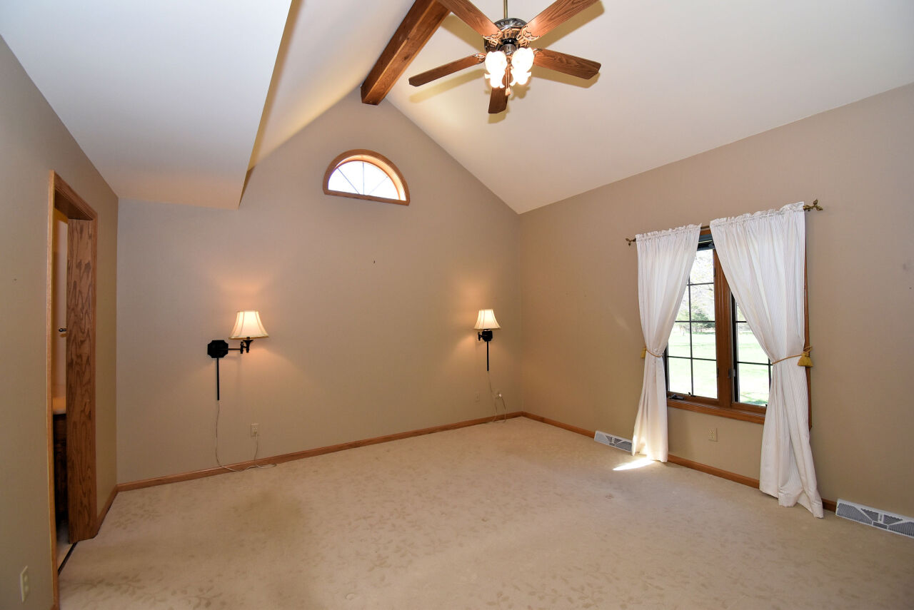 35490 S Opengate Ct