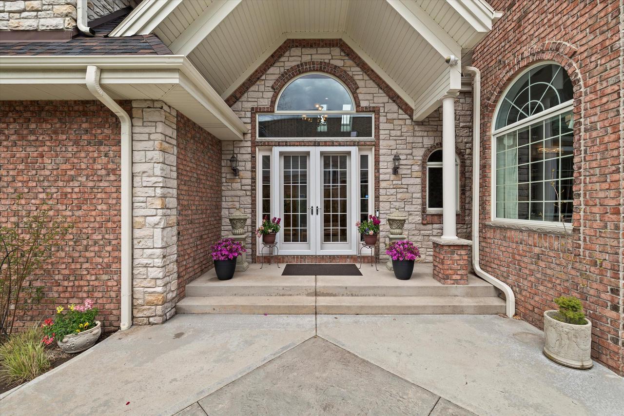 W343N5212 Gietzen ROAD