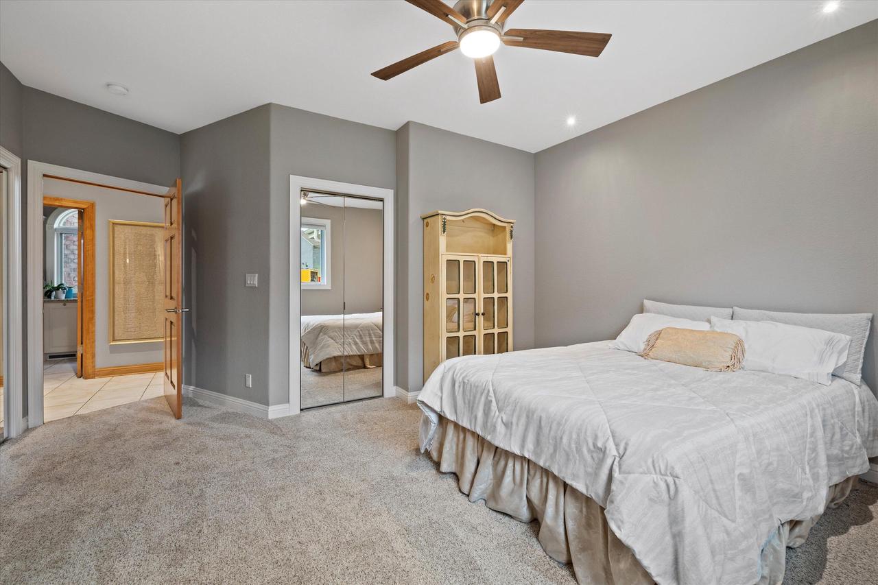 W343N5212 Gietzen ROAD