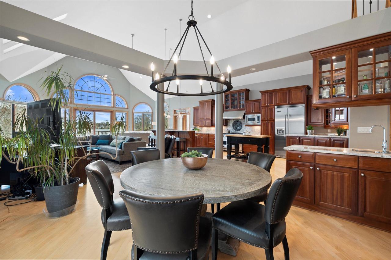 W343N5212 Gietzen ROAD