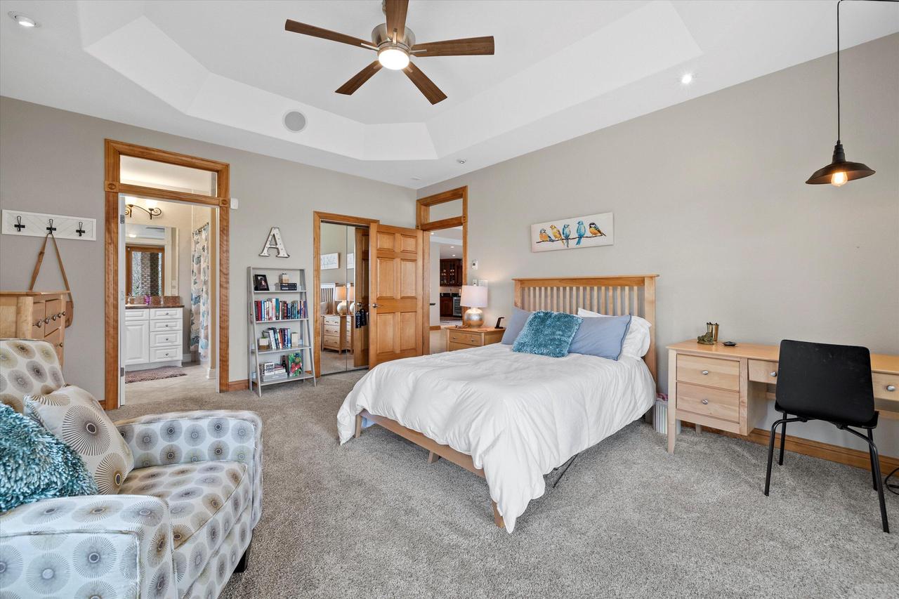 W343N5212 Gietzen ROAD