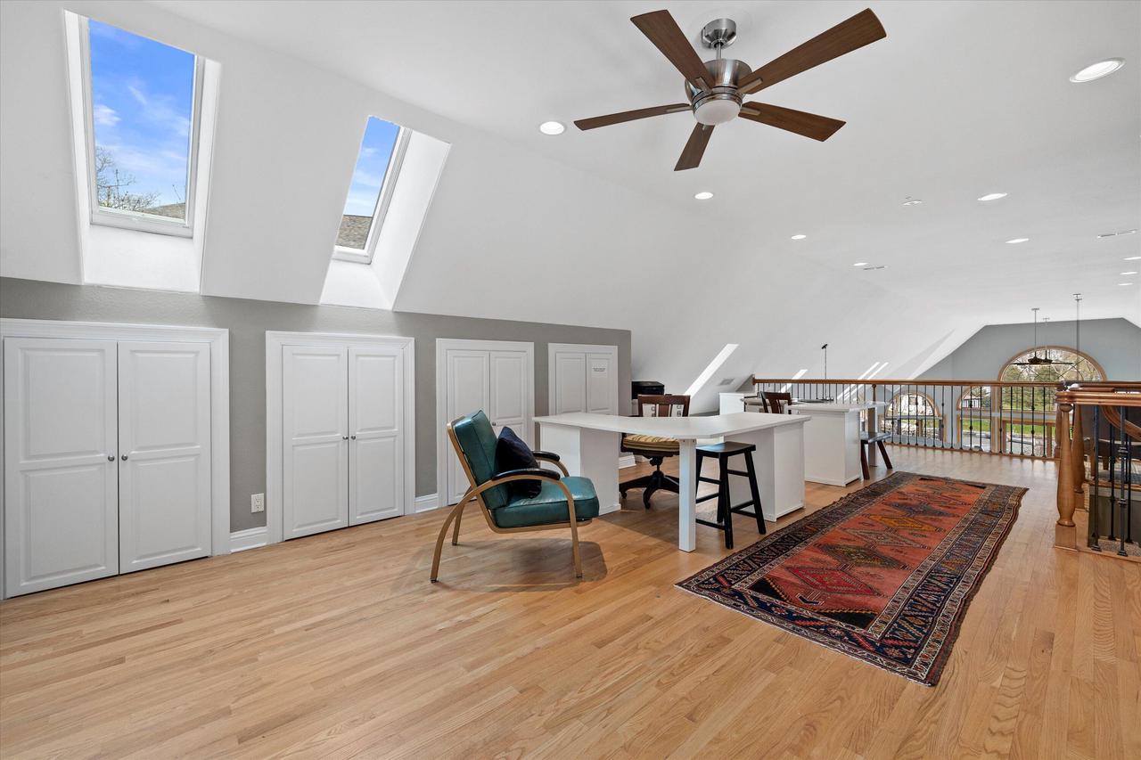 W343N5212 Gietzen ROAD