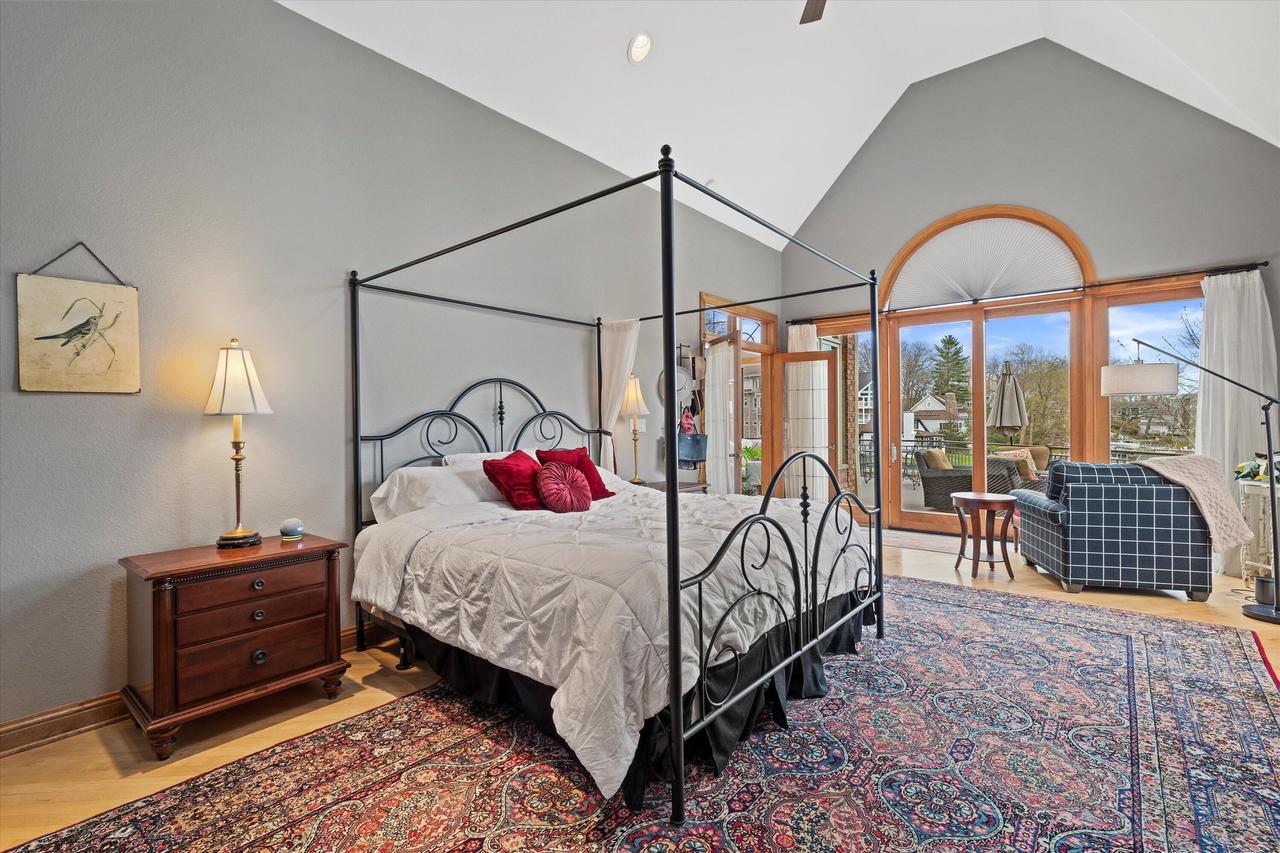 W343N5212 Gietzen ROAD