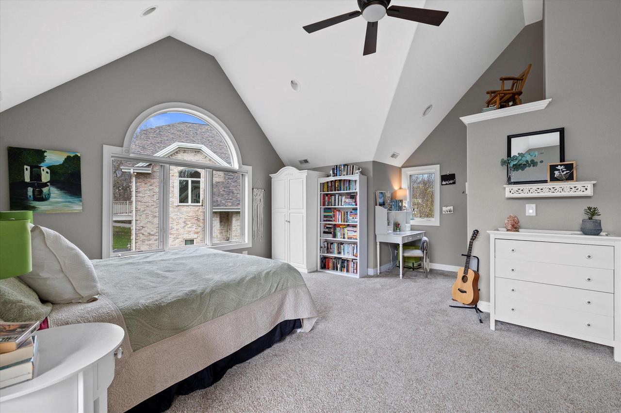 W343N5212 Gietzen ROAD